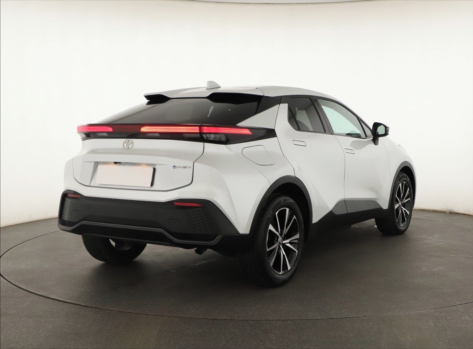 Toyota C-HR, 2.0 Plug-in, Automat, ČR,1.maj - fotka 5