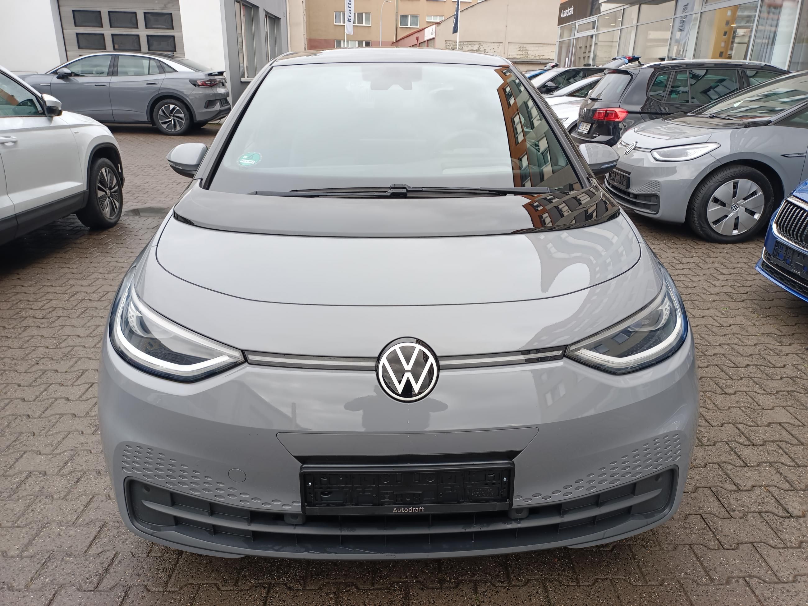 Volkswagen ID.3, ID.3 Pro 62 kWh / IQ.Lights - fotka 2