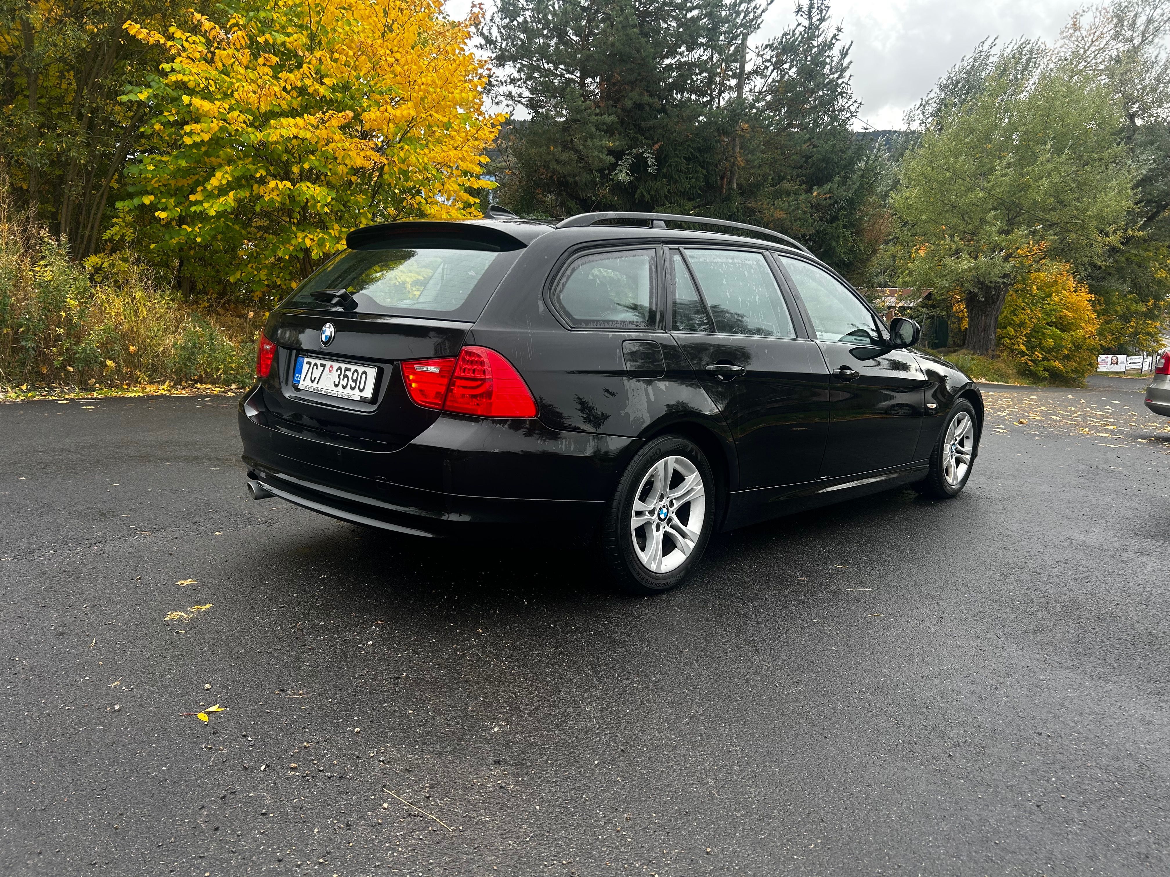 BMW Řada 3, 318d, STK 2028, nové rozvody - fotka 4