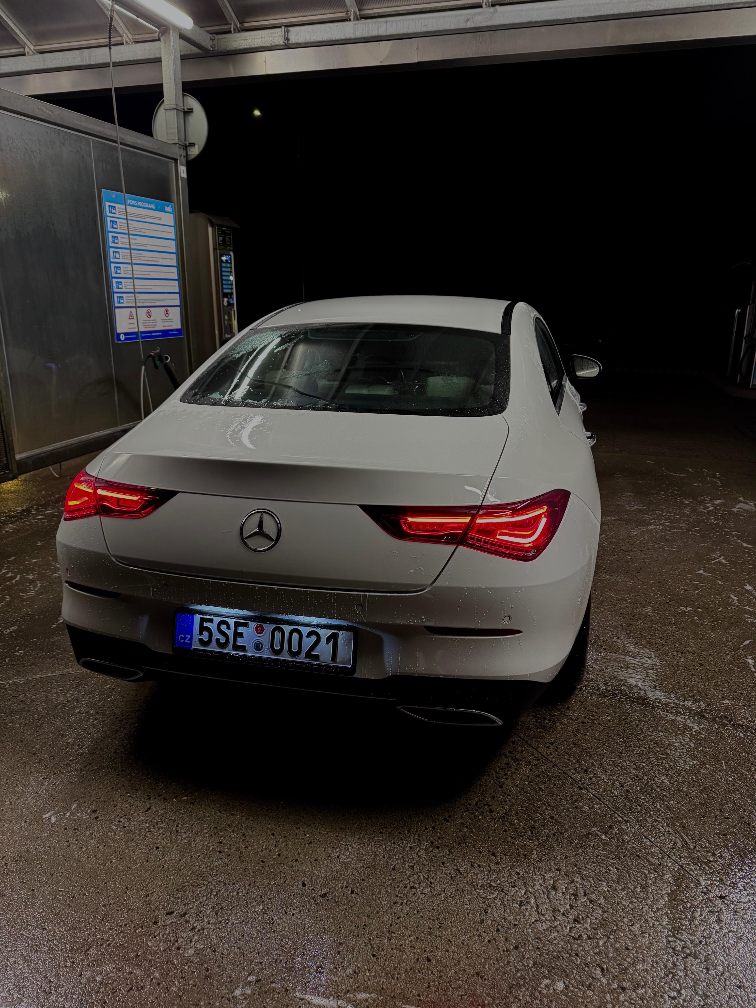 Mercedes-Benz CLA, Mercedes-Benz CLA 200, 120 kW - fotka 3