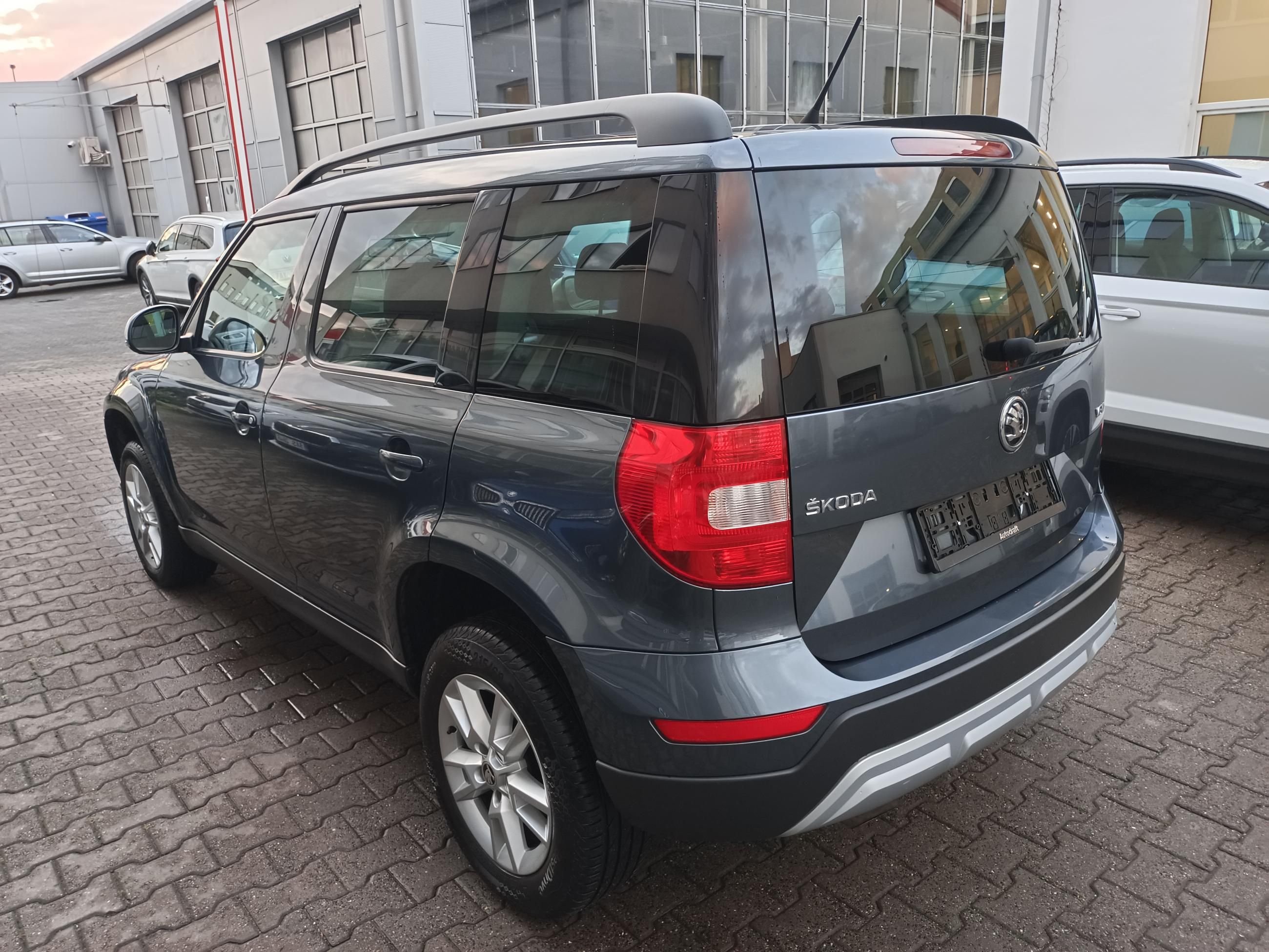 Škoda Yeti, 1.2 TSI 81kW Manuál / Tažné - fotka 4