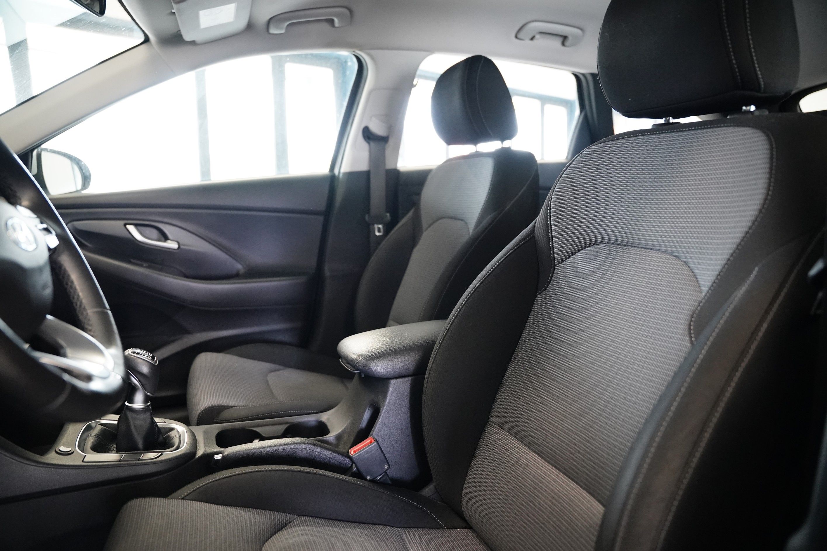Hyundai i30, 1.0 T-GDI 88 kW Family Comfort - fotka 6