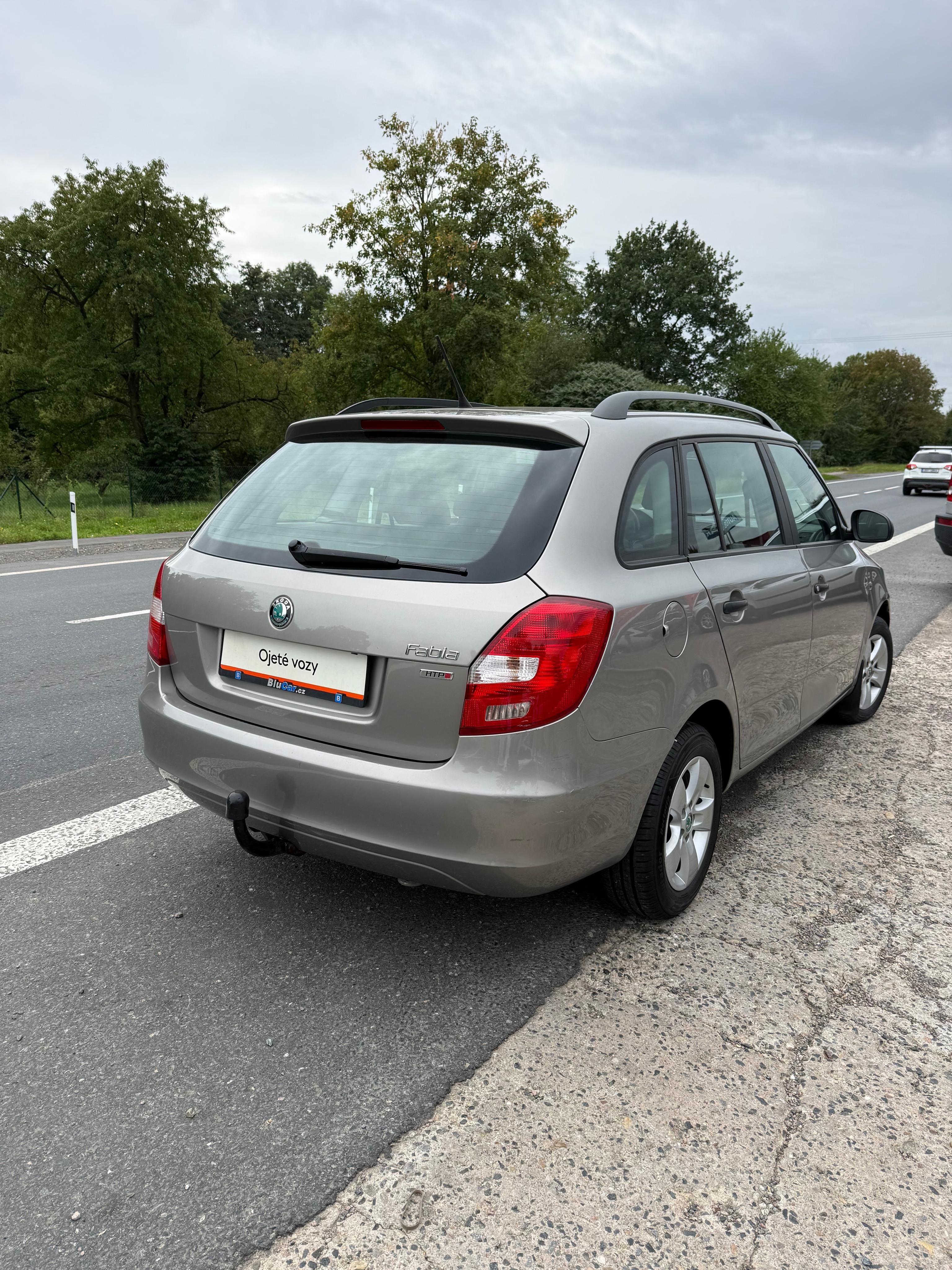Škoda Fabia, 1.2i 51kW ČR 1.majitel Tažné - fotka 5