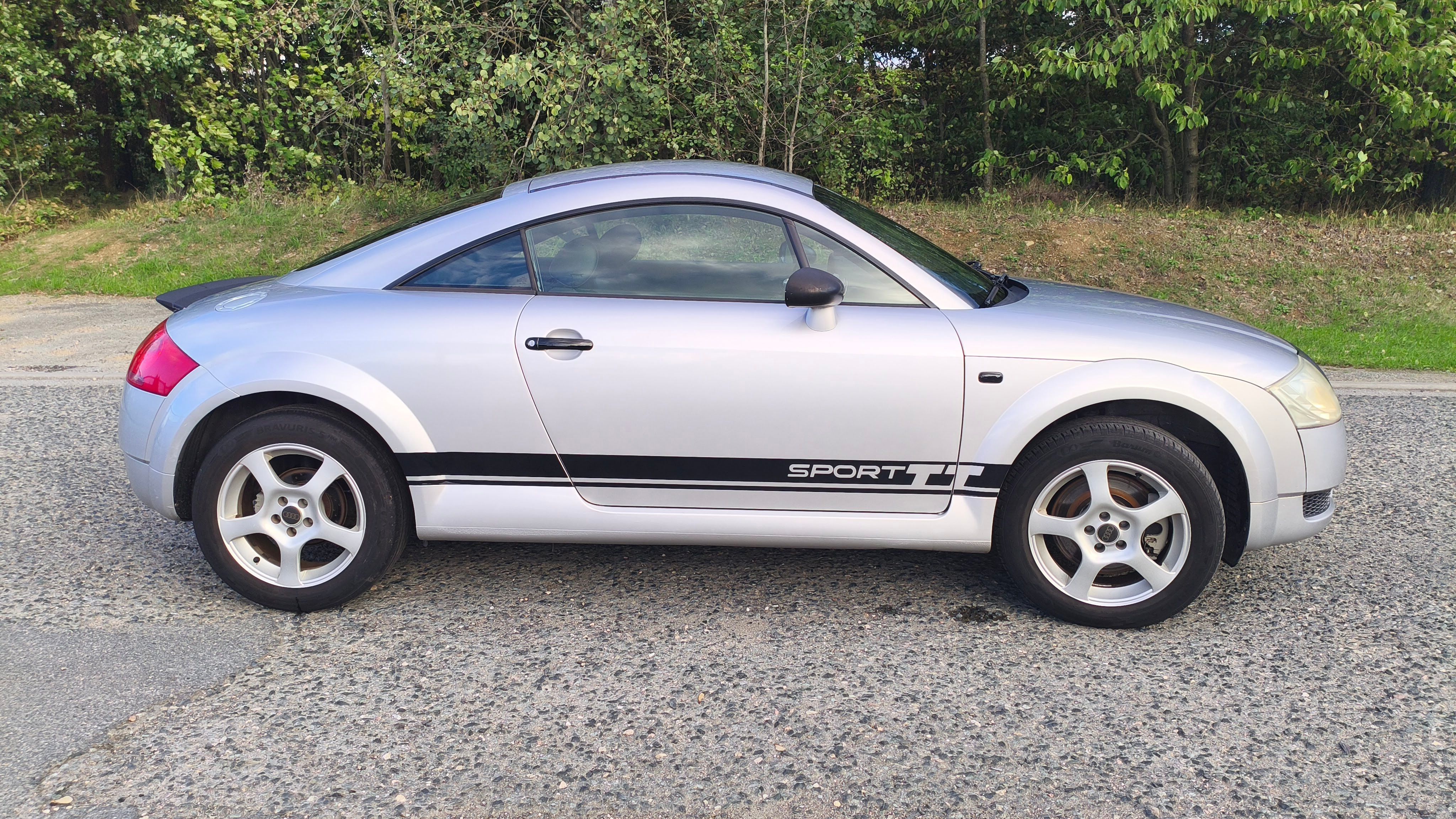 Audi TT, 1.8 T - fotka 4