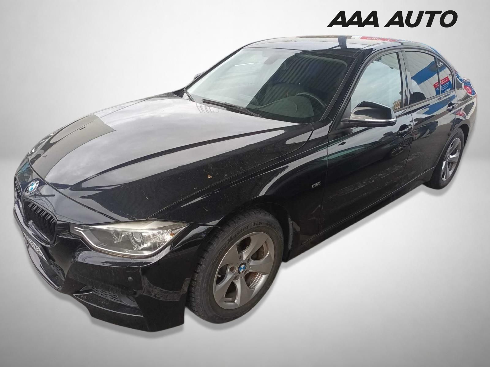 BMW Řada 3, 320 i, Automatická klima