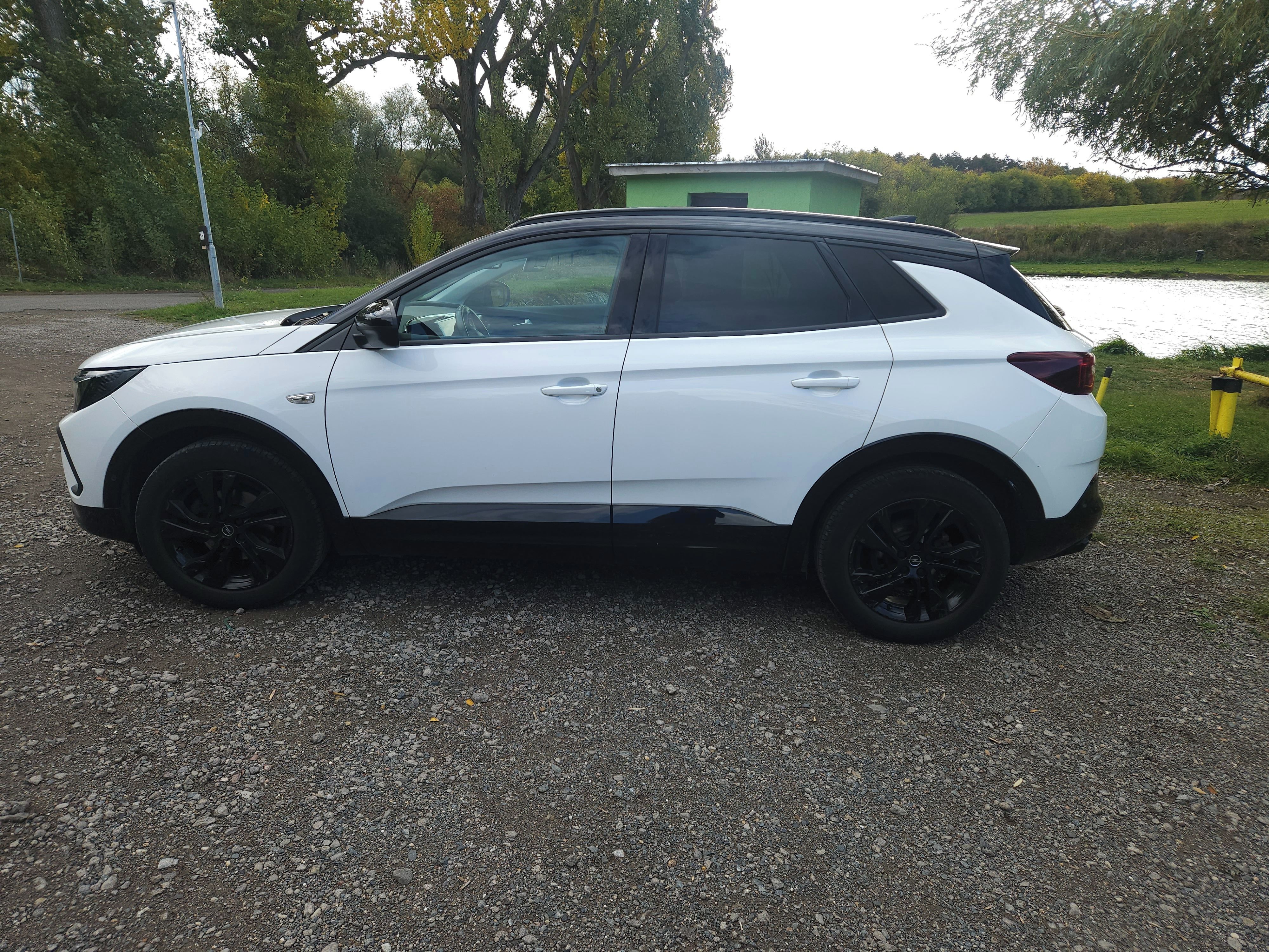 Opel Grandland, 1,5 CDTI - fotka 6