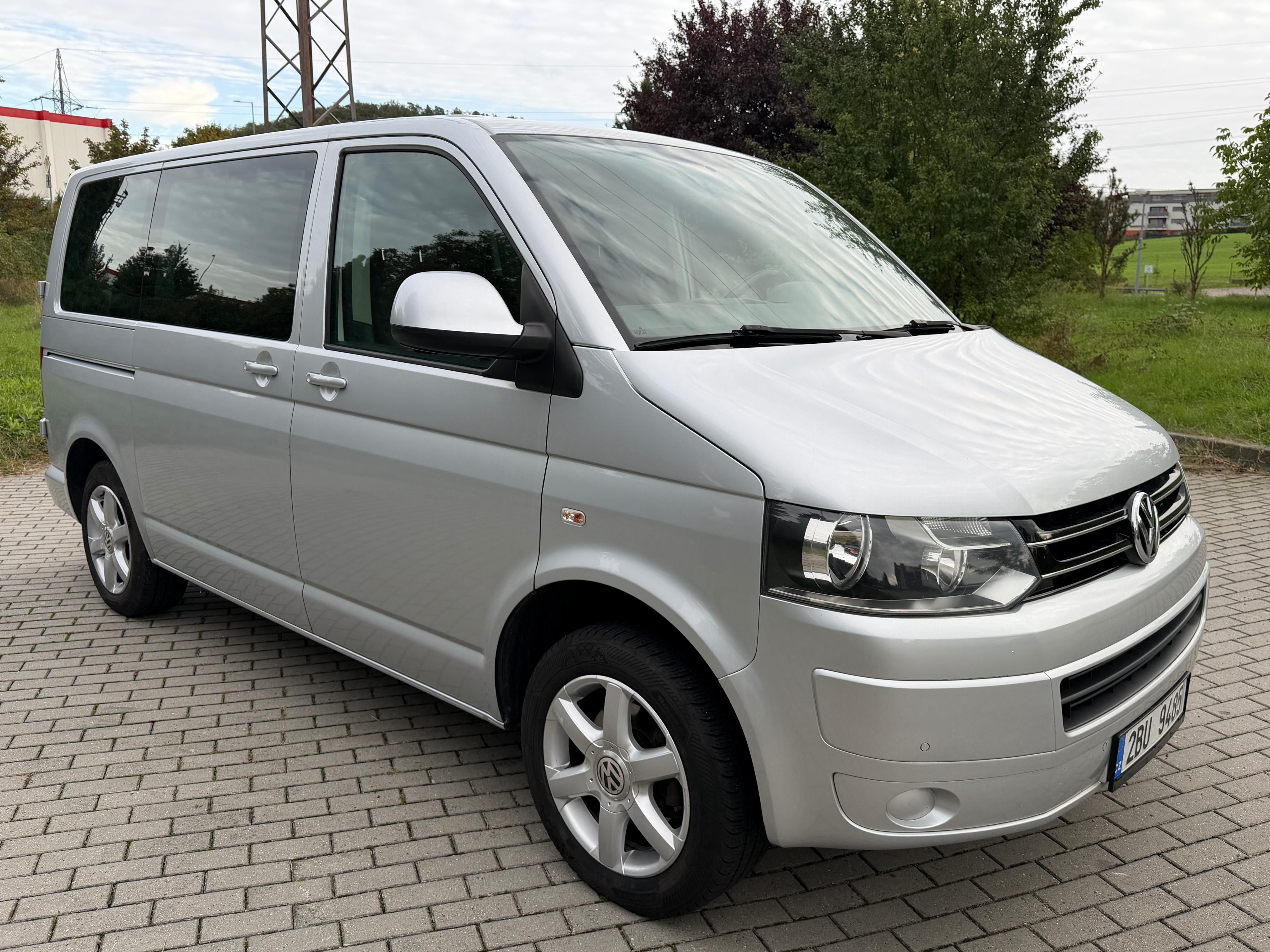 Volkswagen Caravelle, 2.0 TDI 103kw 8 míst - fotka 6