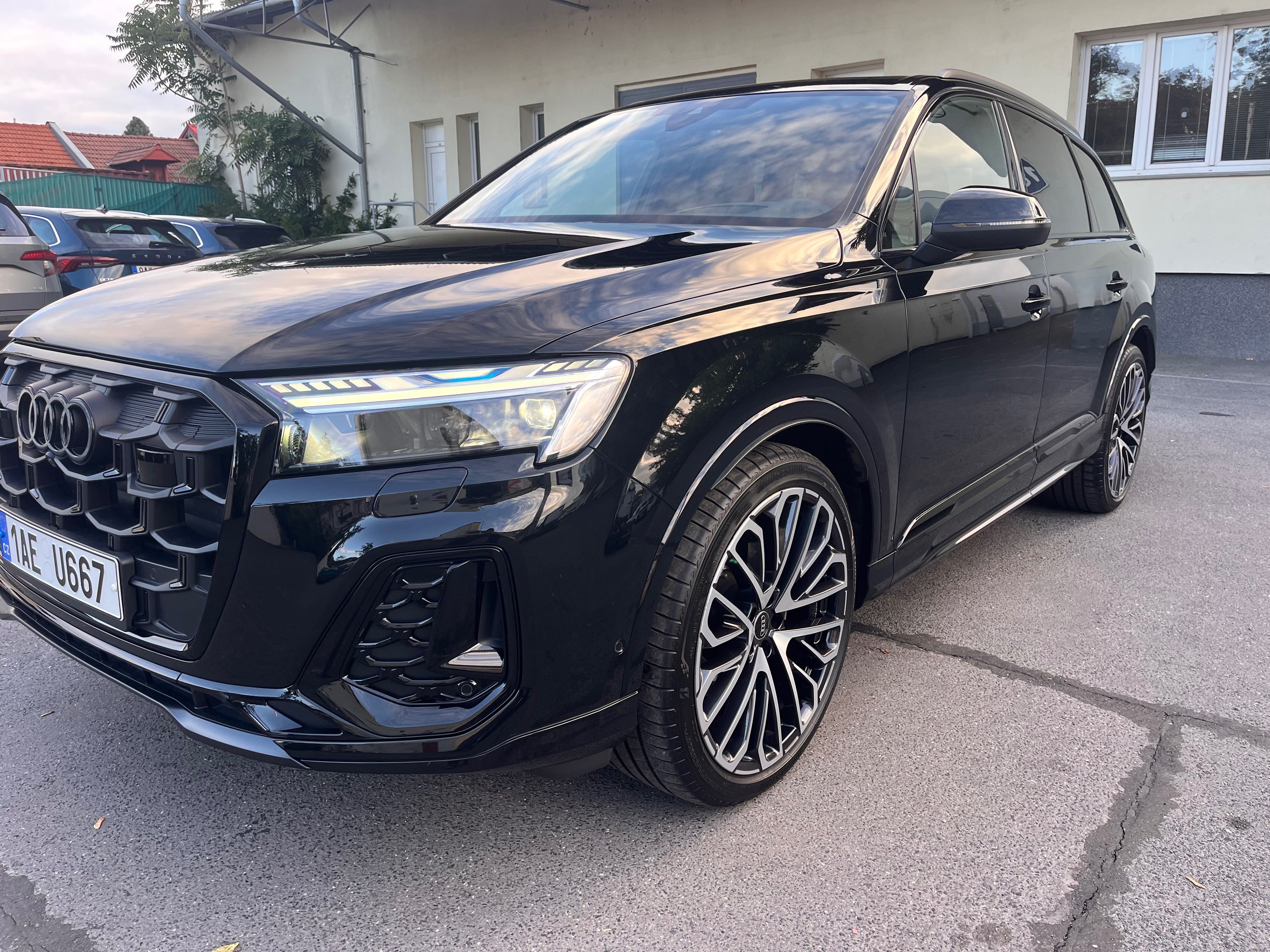 Audi Q7, 50TDI S line.Pano.ČR DPH