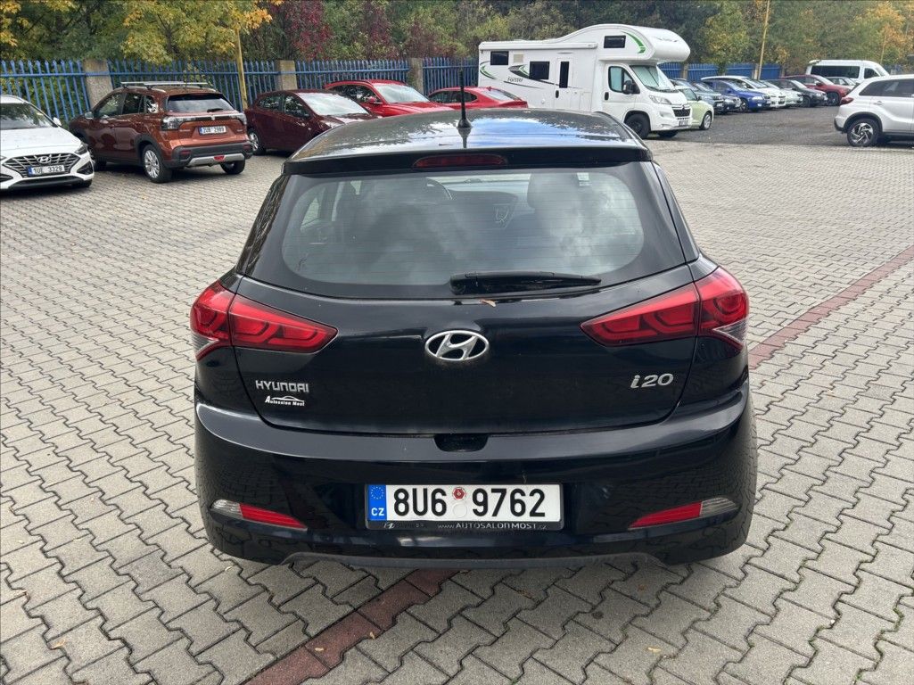 Hyundai i20, 1,3 - fotka 6