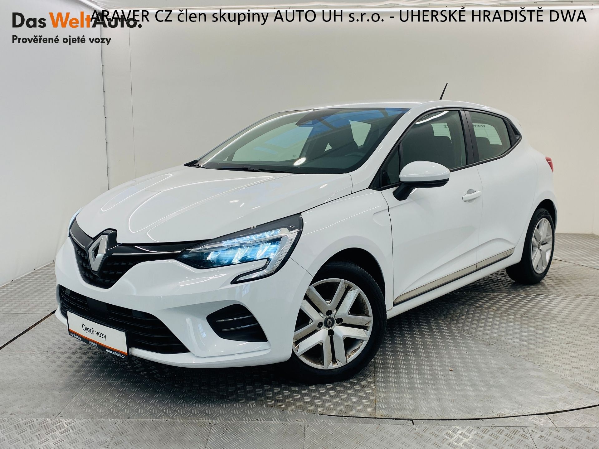 Renault Clio, 1.0 TCe 74kw LED 1. maj. ČR
