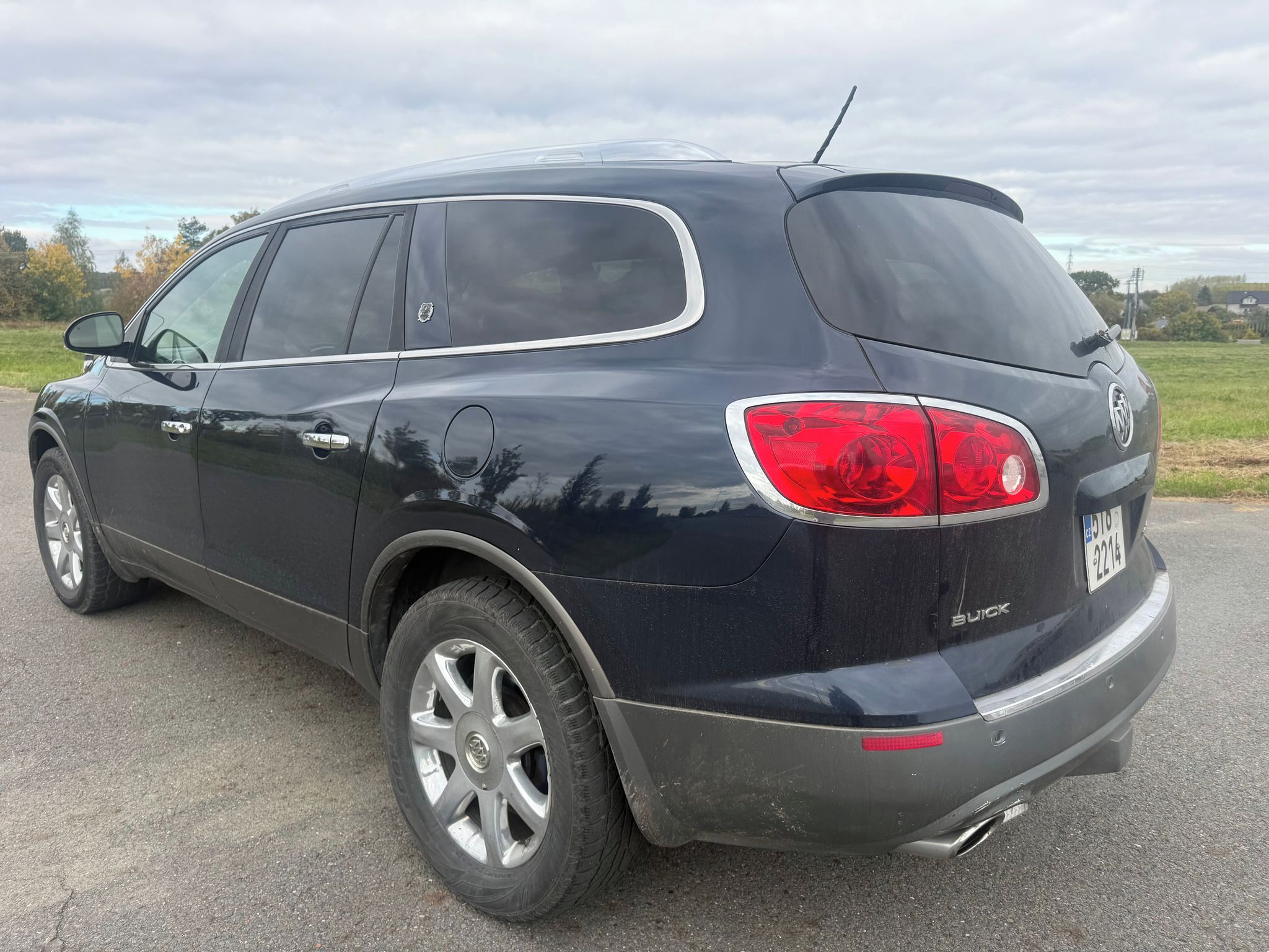 Buick Enclave, 3,6 V6 LPG 4X4 7 MÍST - fotka 3