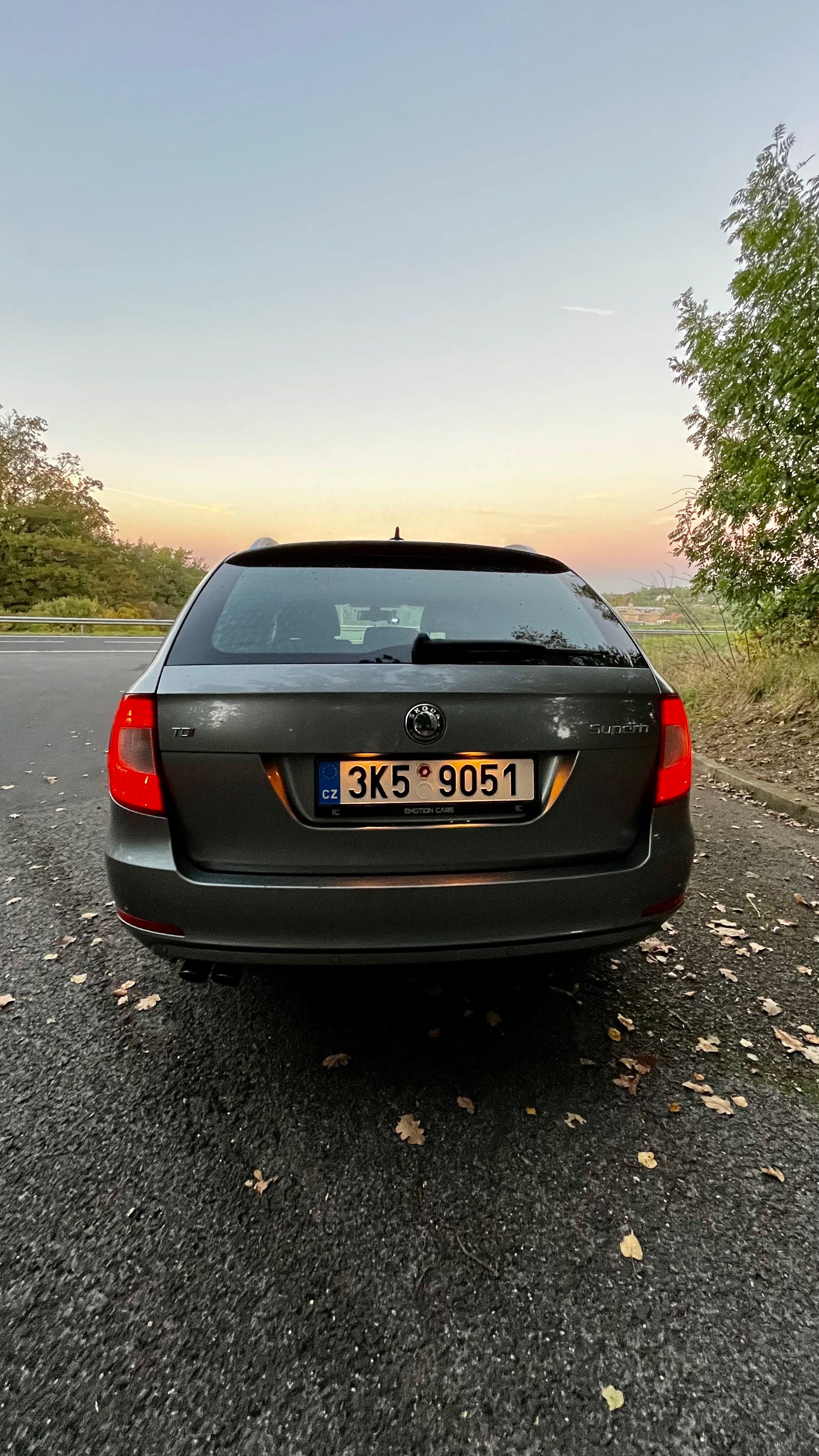 Škoda Superb, 2.0 TDI - po servisu - fotka 6
