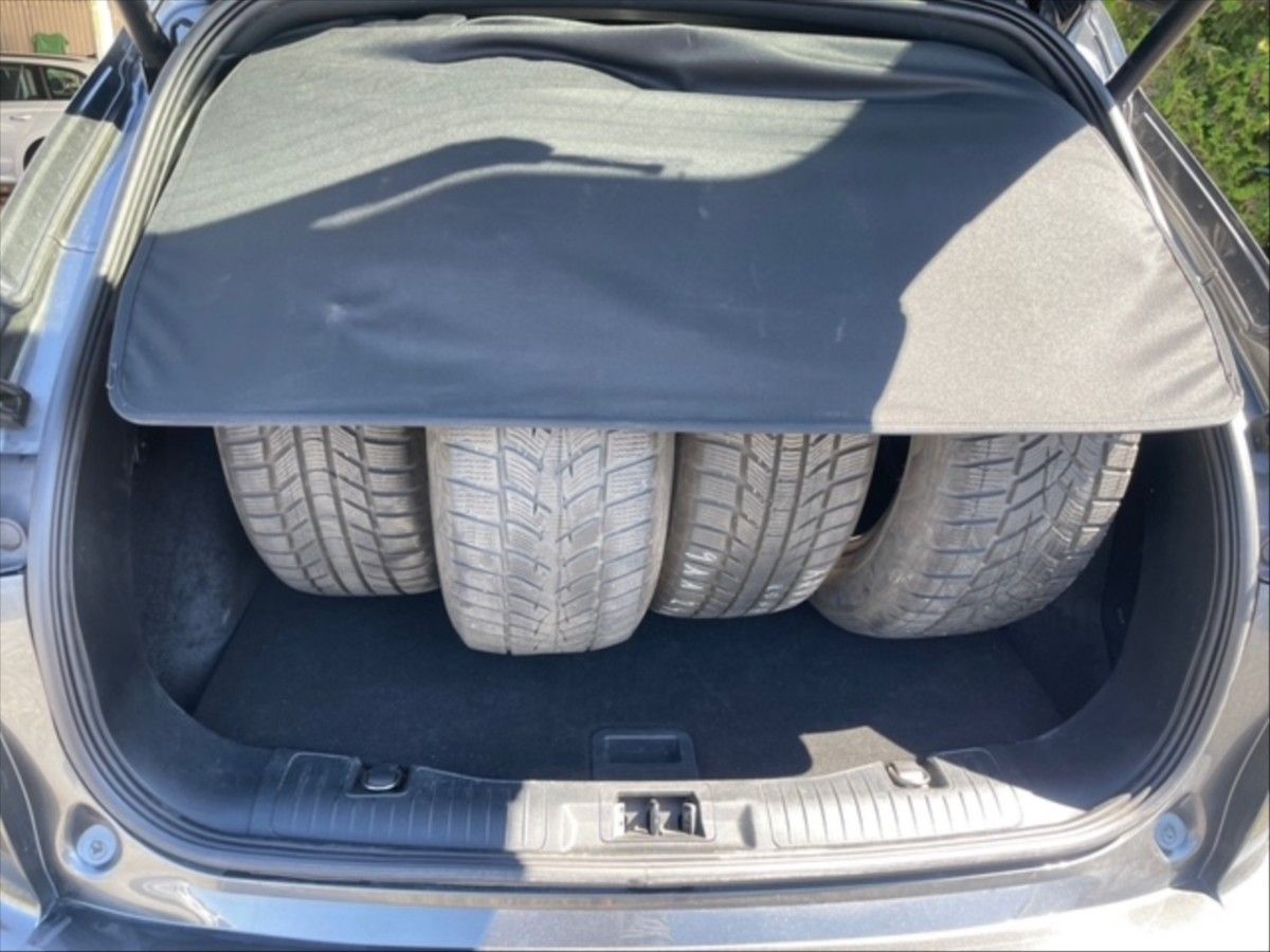 Ford Kuga, 2,5 DT HEV ST-Line X AT - fotka 6
