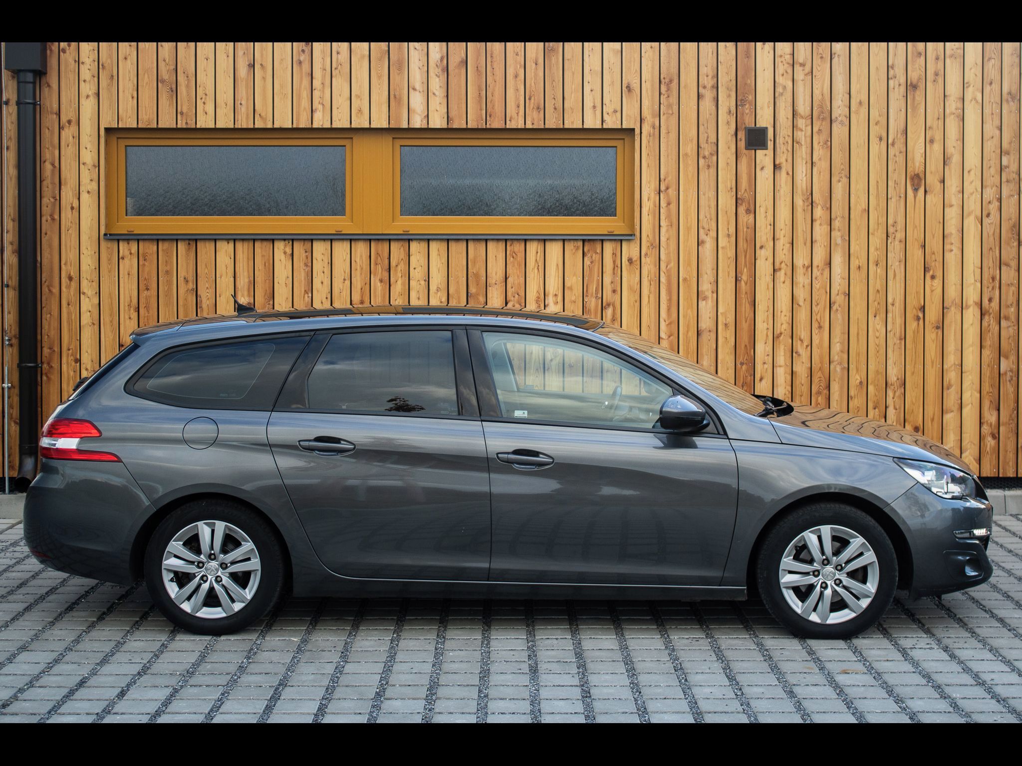 Peugeot 308 - fotka 4