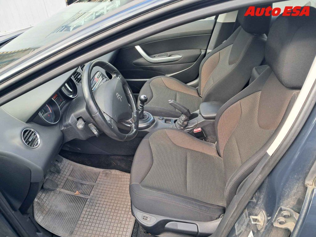 Peugeot 308, 1.6 - fotka 3