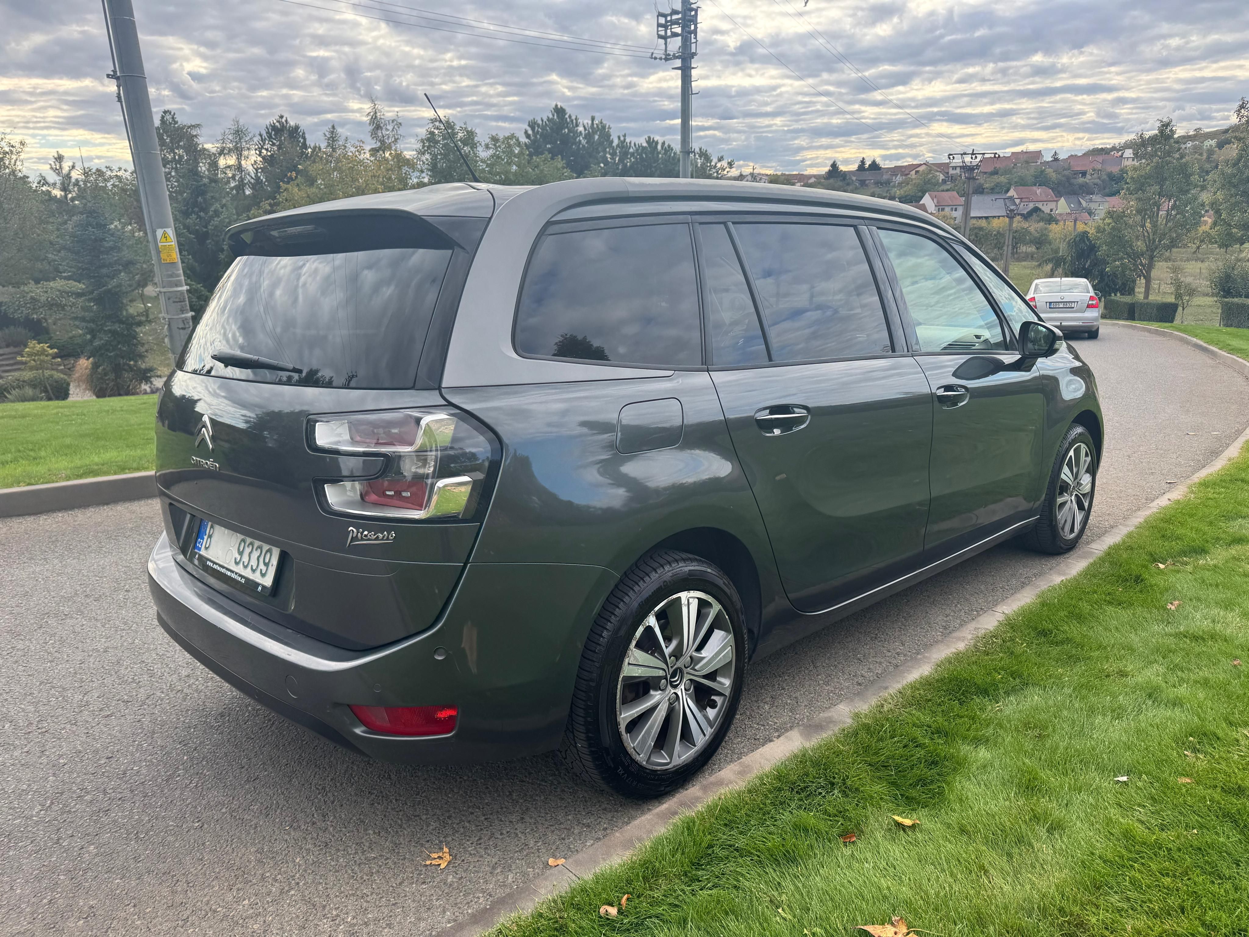 Citroën C4 Picasso, 1.6 HDi AUT NAV 88KW 7-Míst - fotka 5