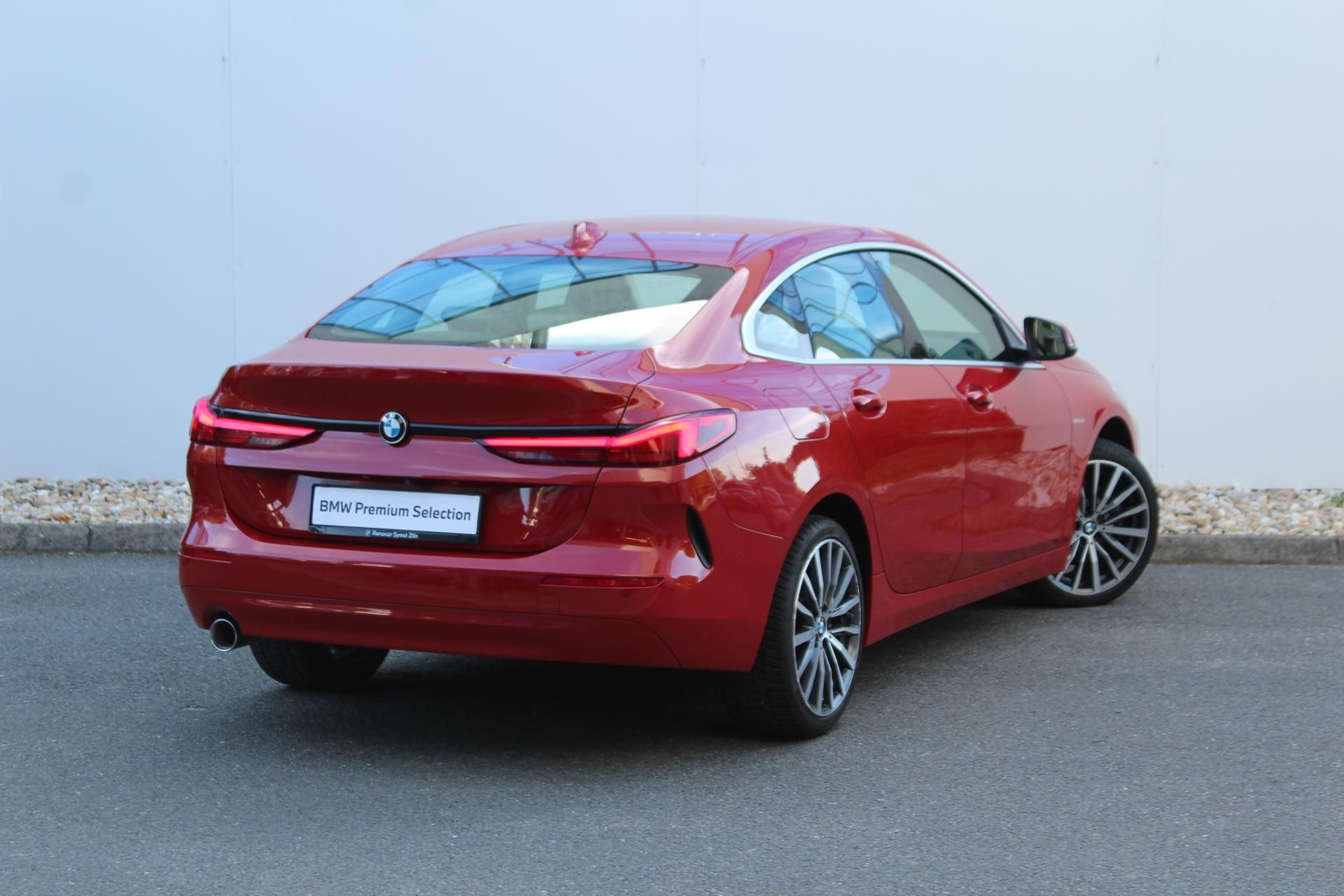 BMW Řada 2, 218i Gran Coupé - fotka 2