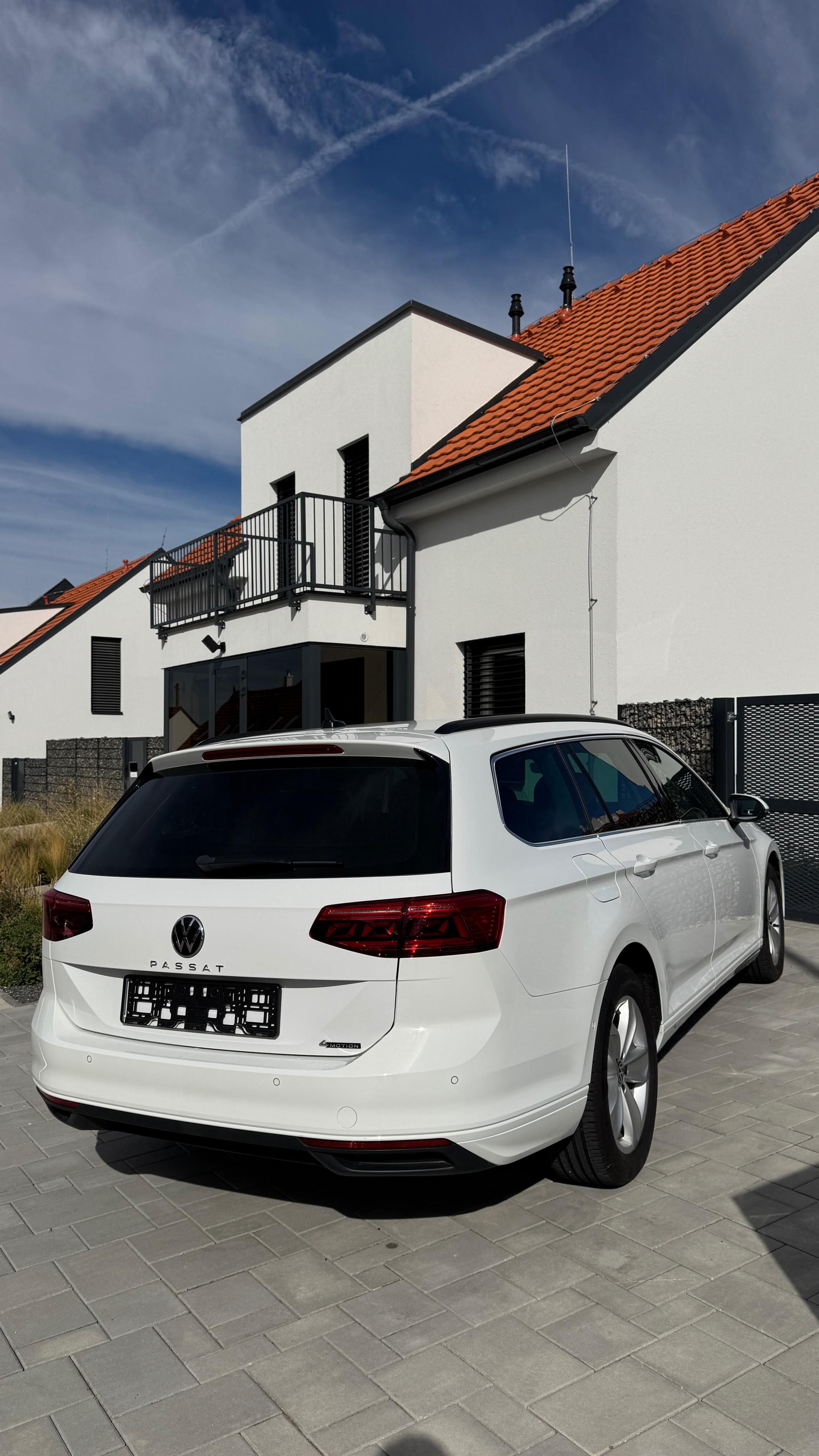Volkswagen Passat, B8 FACELIFT 2.0 TDI DSG 4x4 - fotka 5