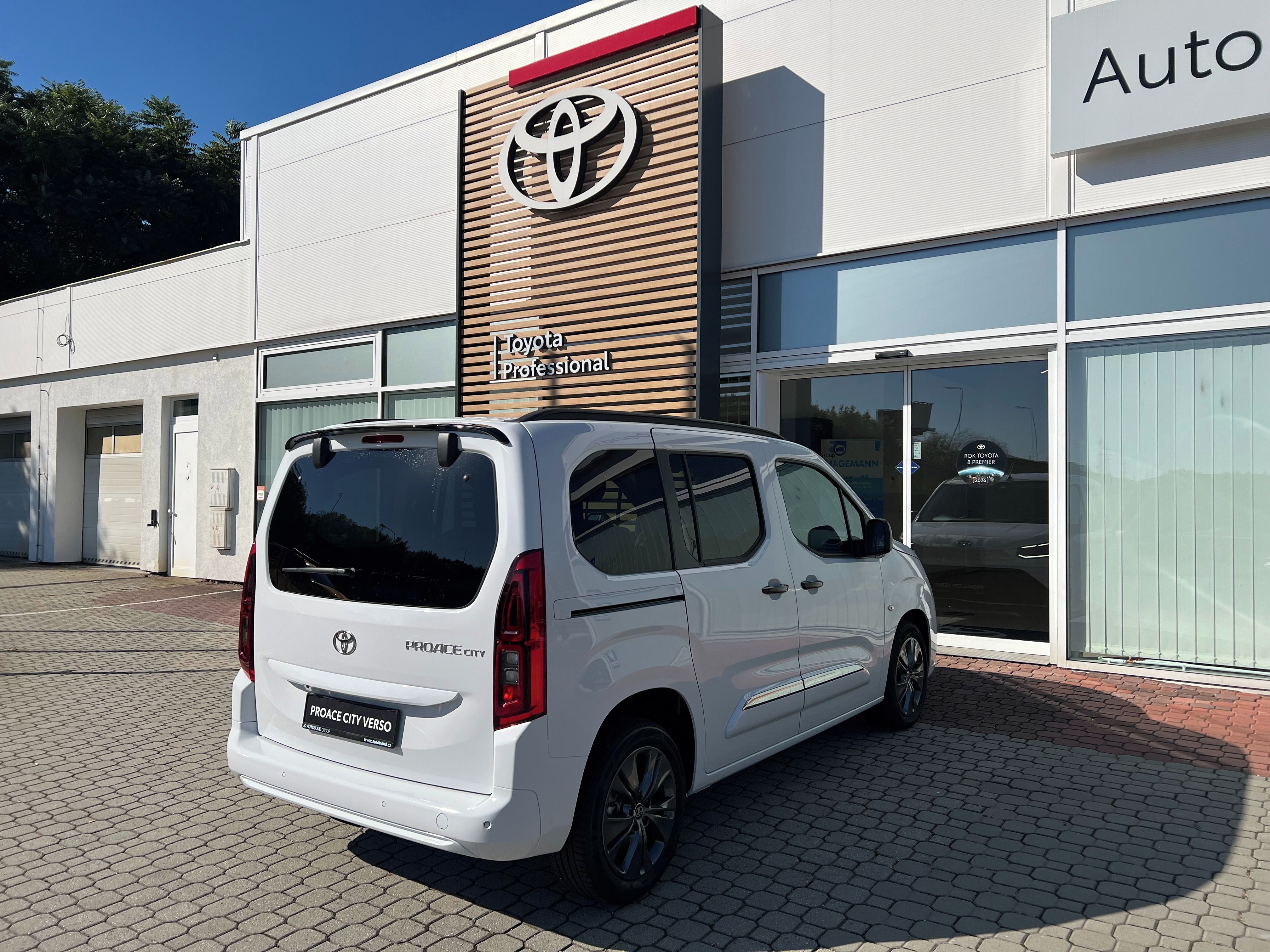 Toyota Proace City Verso, 1.2T 6MT Family 5S - fotka 6
