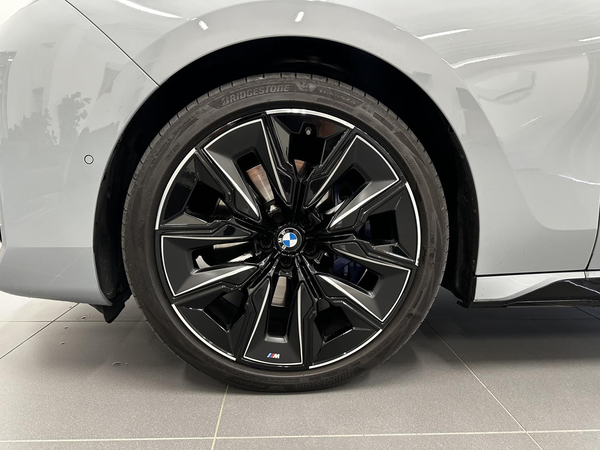 BMW Řada 7, 740d xDrive Sedan - fotka 3
