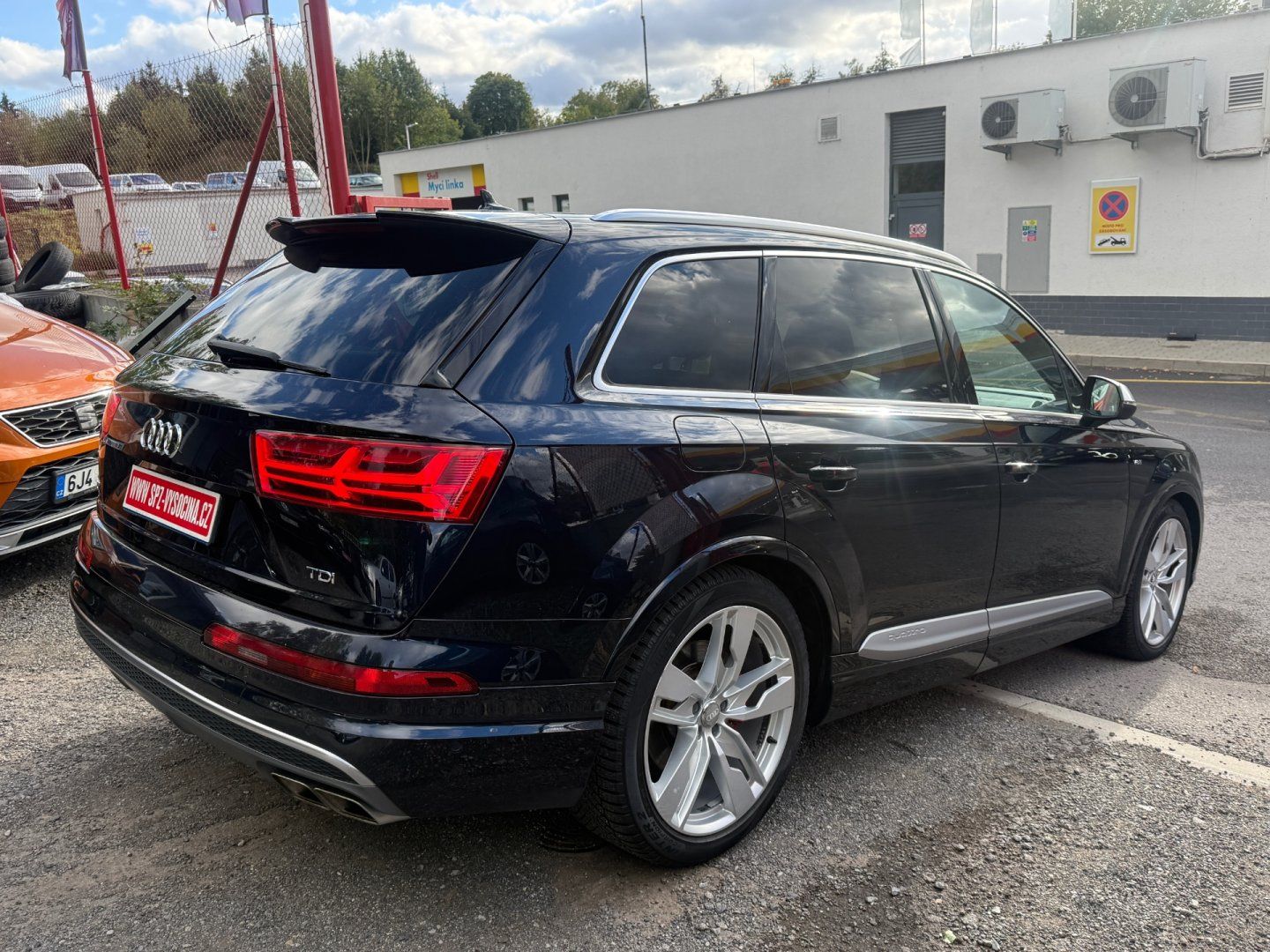 Audi SQ7, 4.0TDi Quattro S-Line - fotka 4