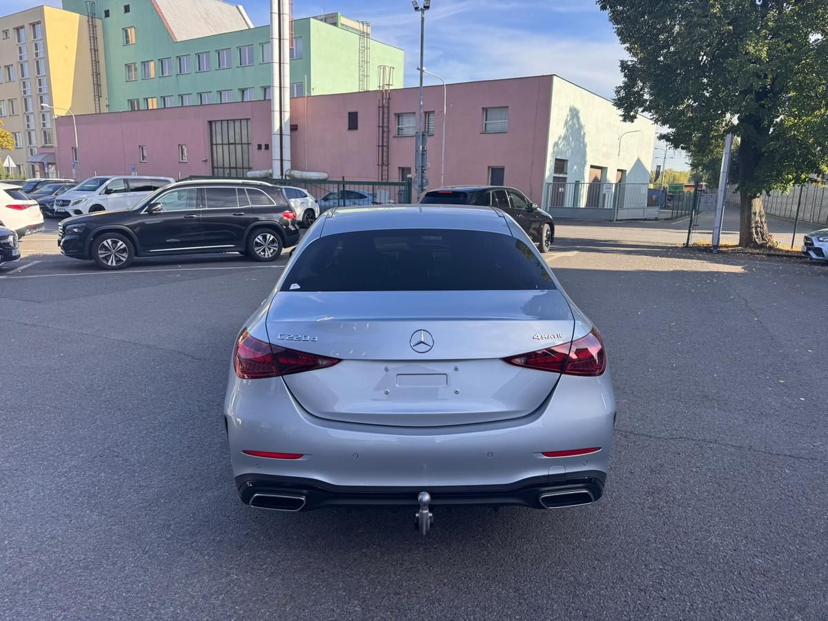 Mercedes-Benz Třídy C, C 220 d 4MATIC - fotka 6