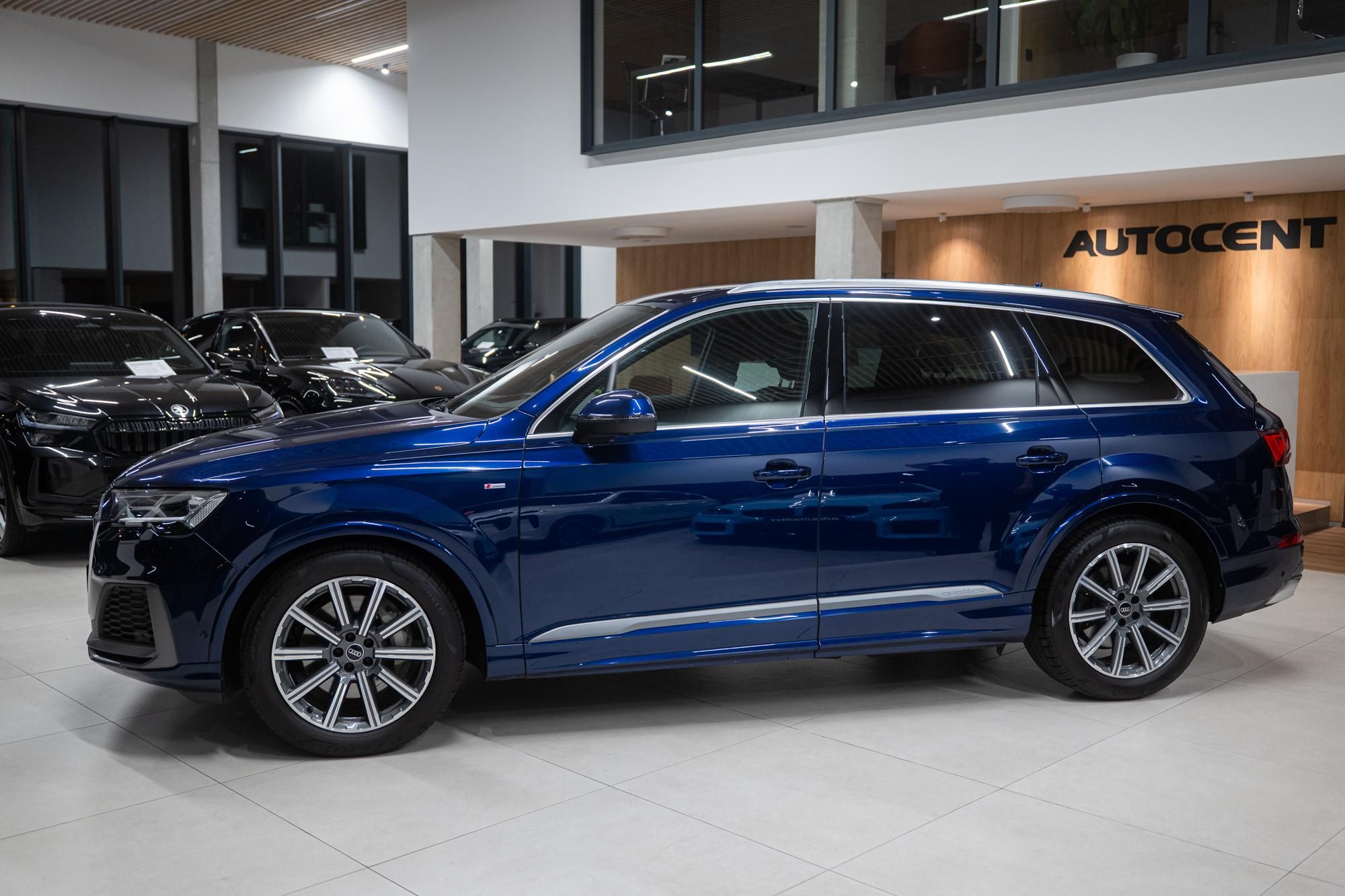 Audi Q7, S-LINE 55TFSI 250KW 4X4 VZDUCH - fotka 6