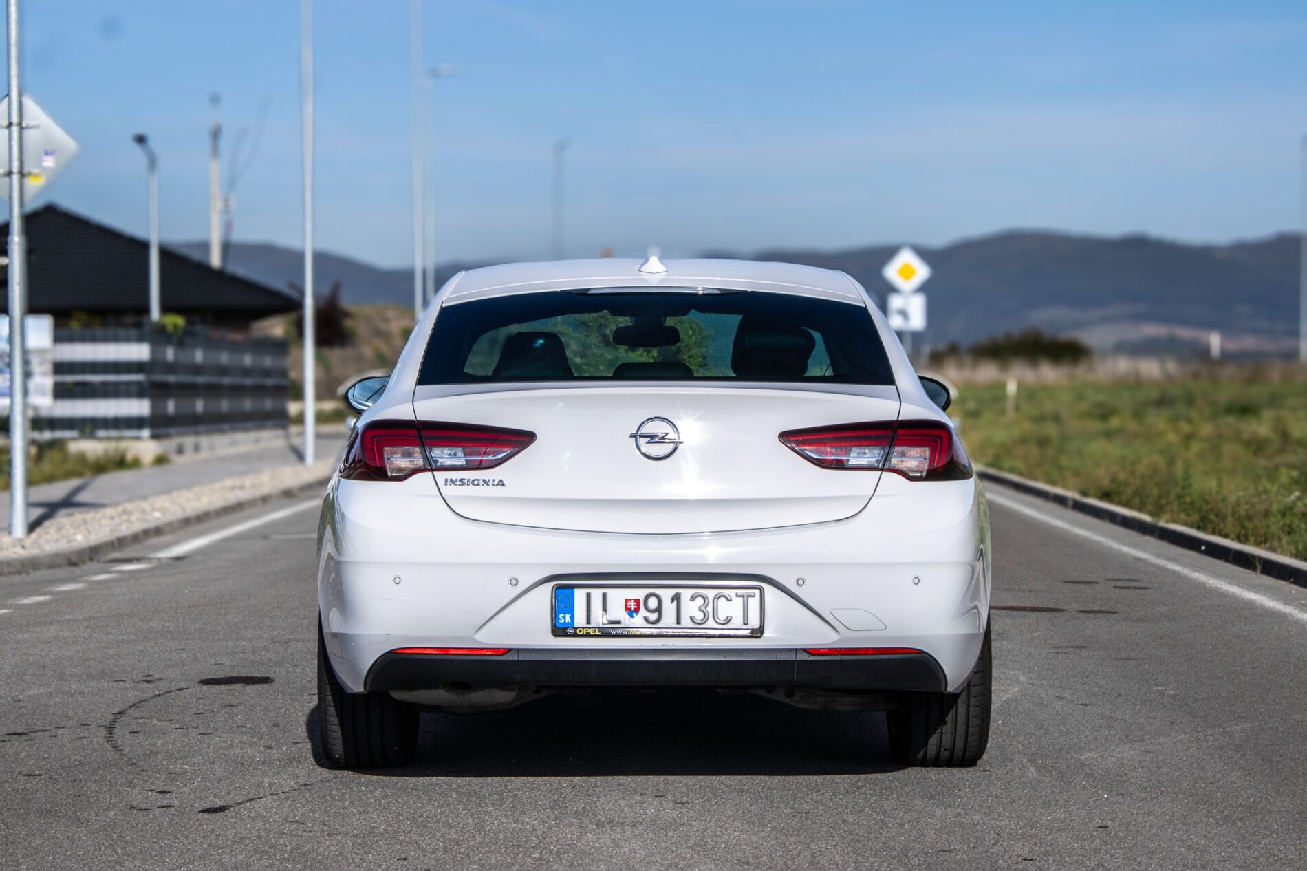 Opel Insignia - fotka 6