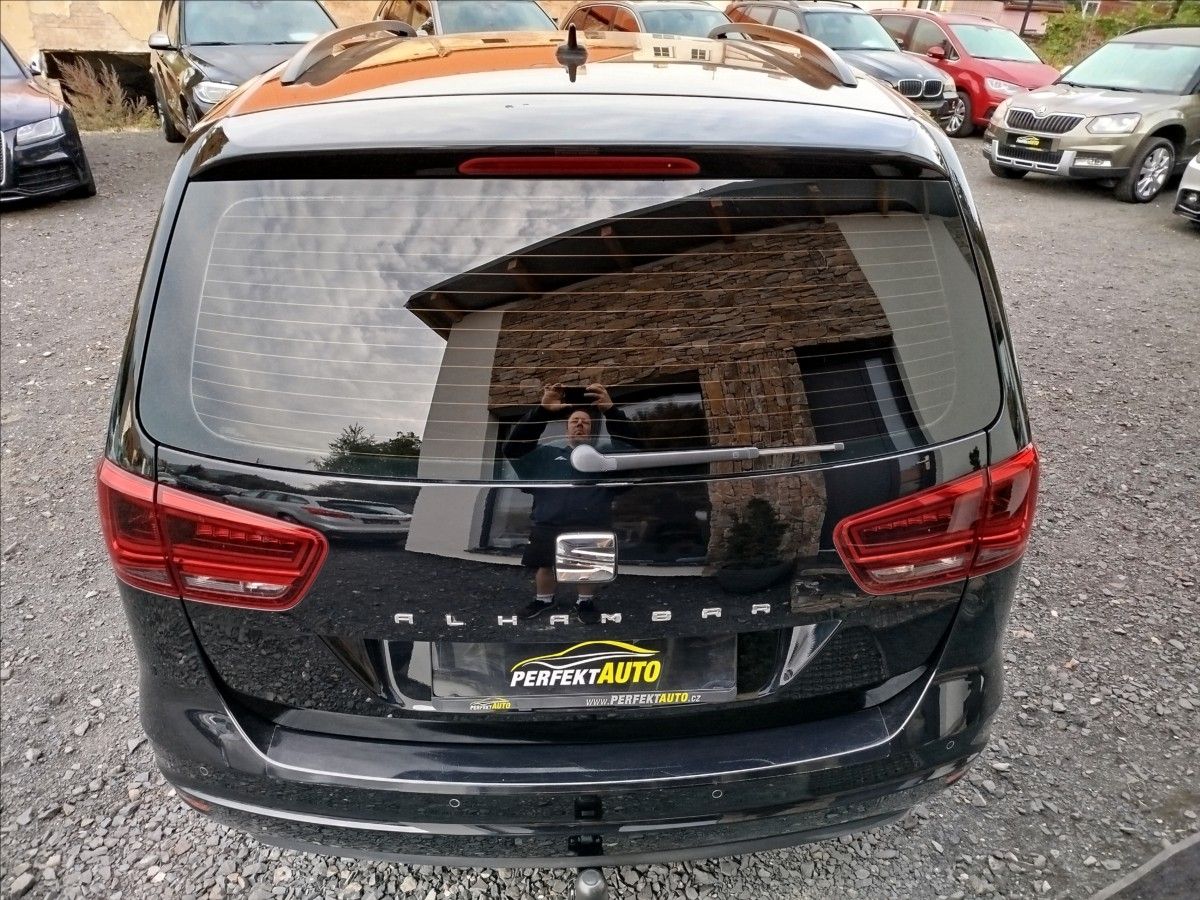 Seat Alhambra, 2,0 TDi 110kW, STYLE,1.MAJITEL - fotka 5