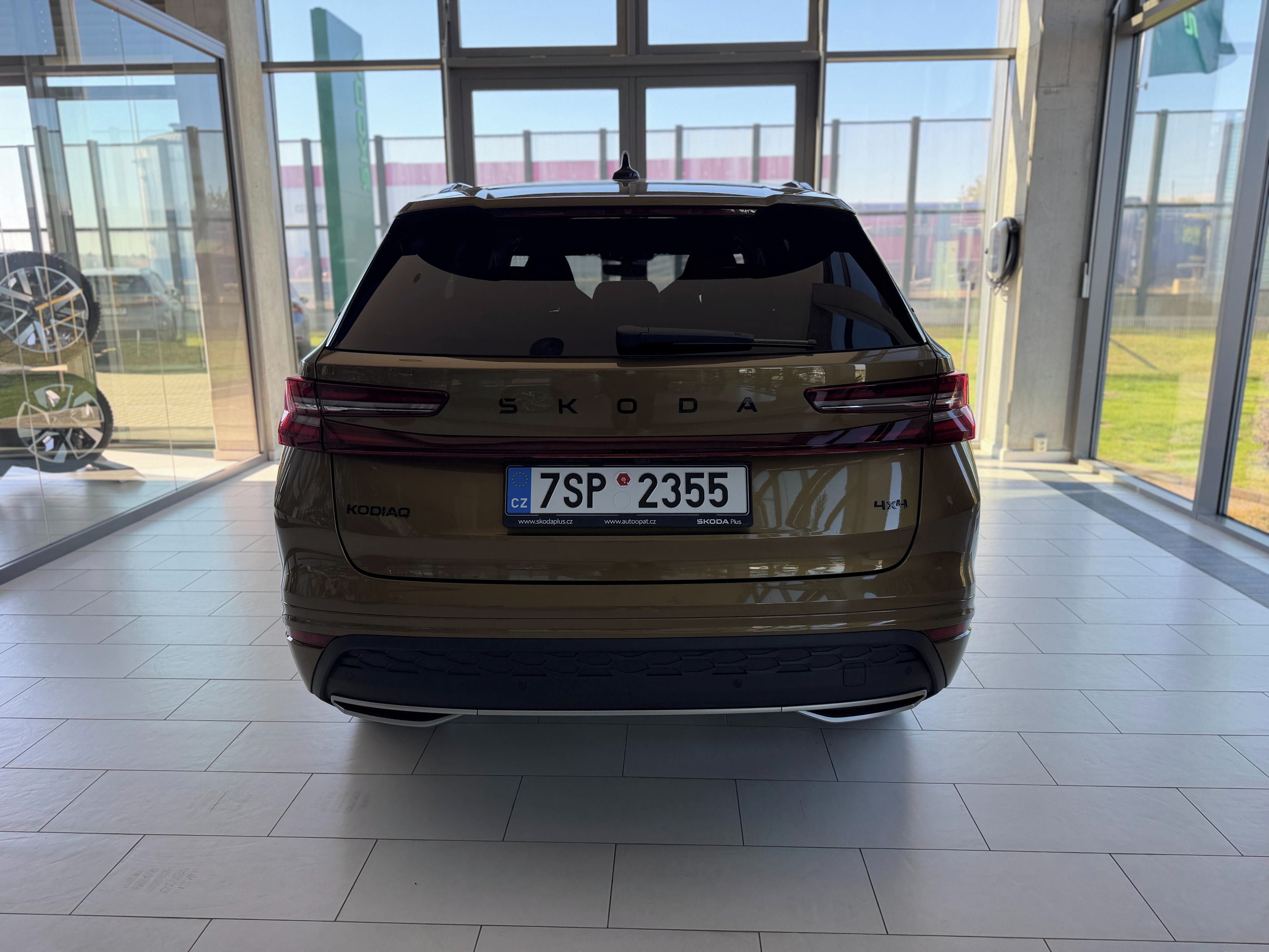 Škoda Kodiaq, Sportline 2,0 TSI 142 kW 4X4 - fotka 6