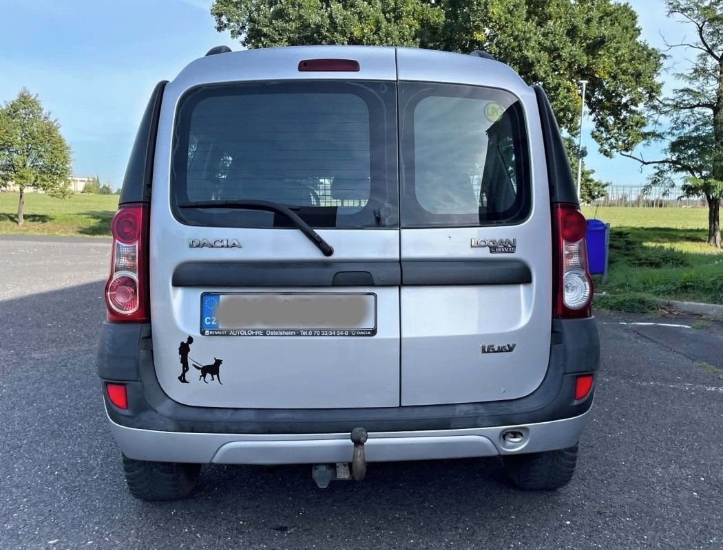 Dacia Logan, LPG 1,6 16V 77kw - fotka 4