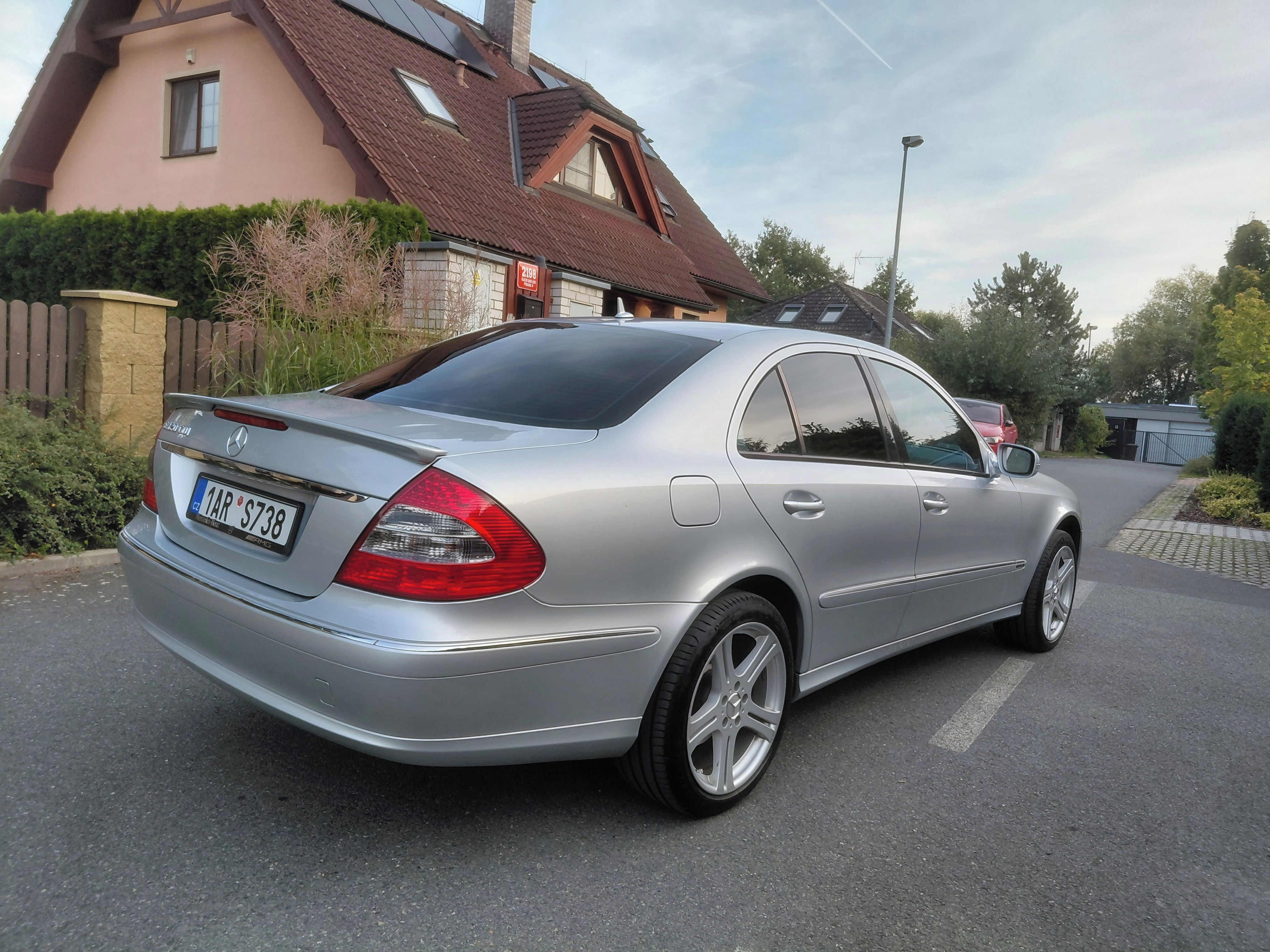 Mercedes-Benz Třídy E, 320CDI 7G-Tronic,Facelift - fotka 5