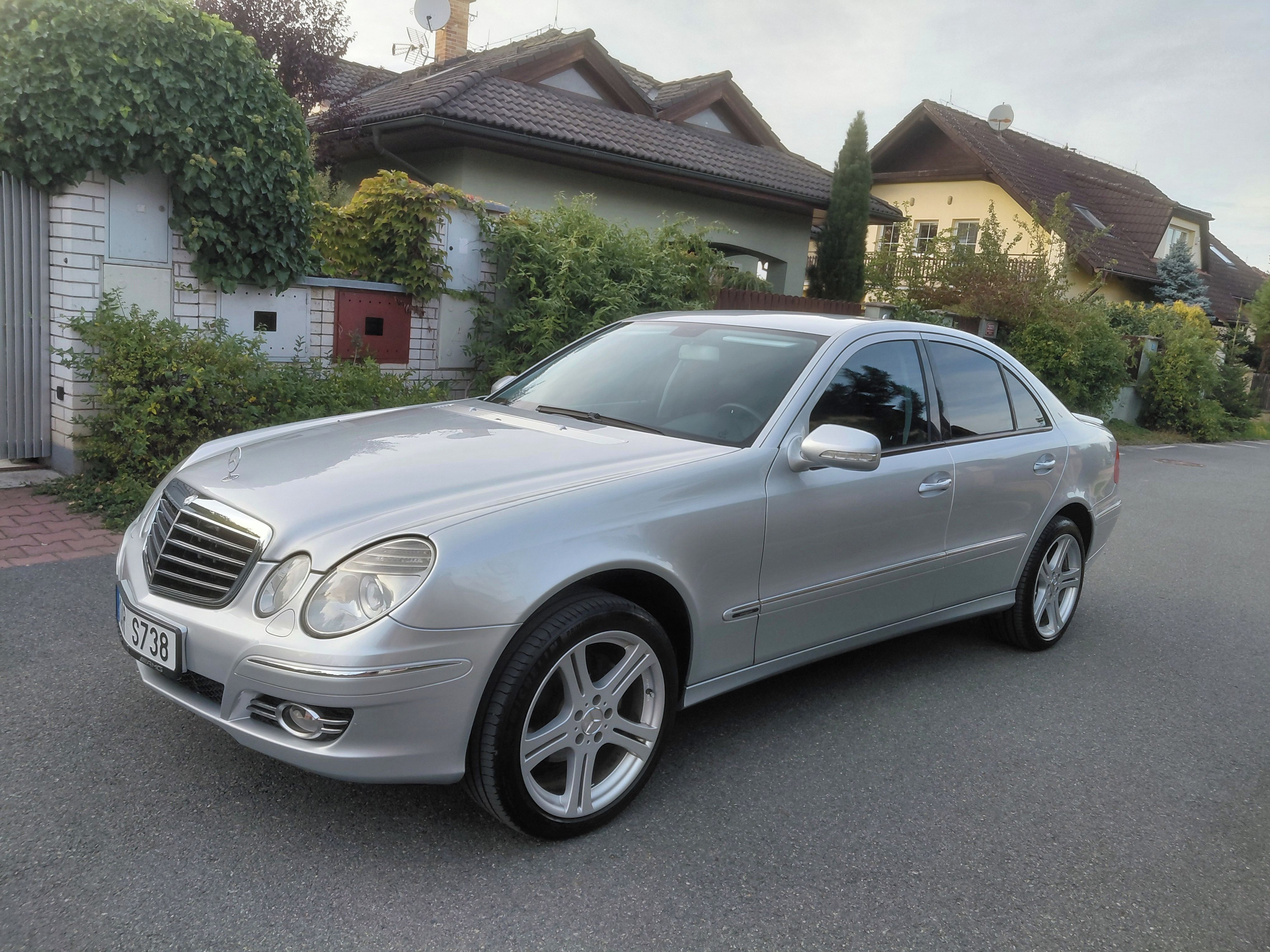 Mercedes-Benz Třídy E, 320CDI 7G-Tronic,Facelift - fotka 2