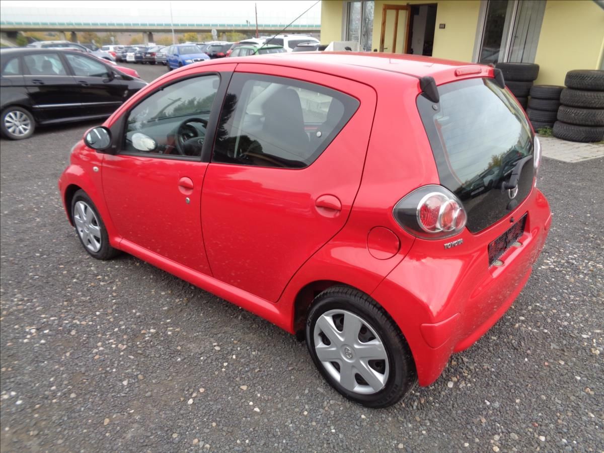 Toyota Aygo, 1,0 - fotka 5