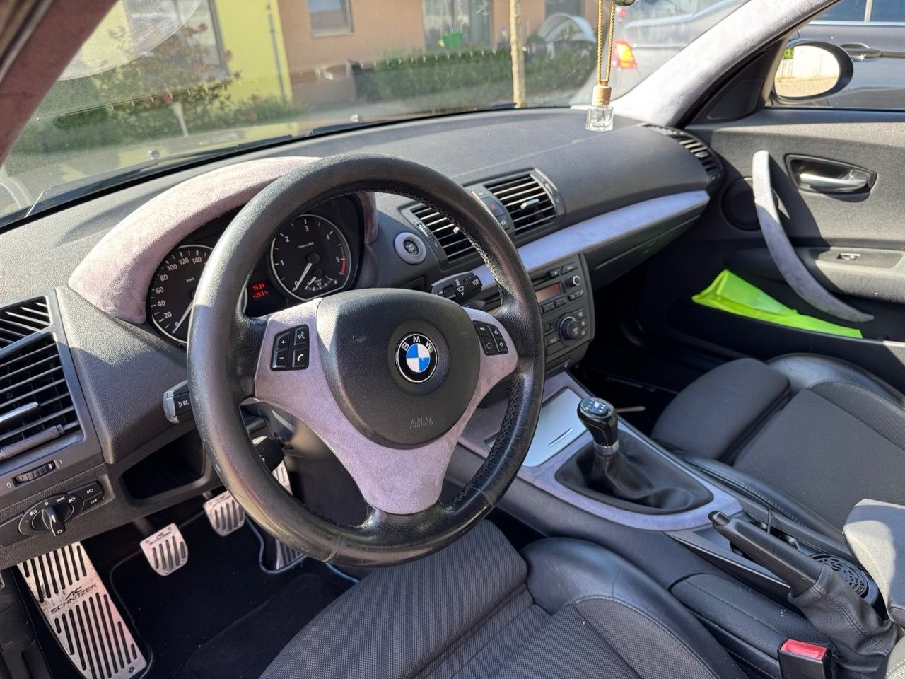 BMW Řada 1, M47, 118d - fotka 6