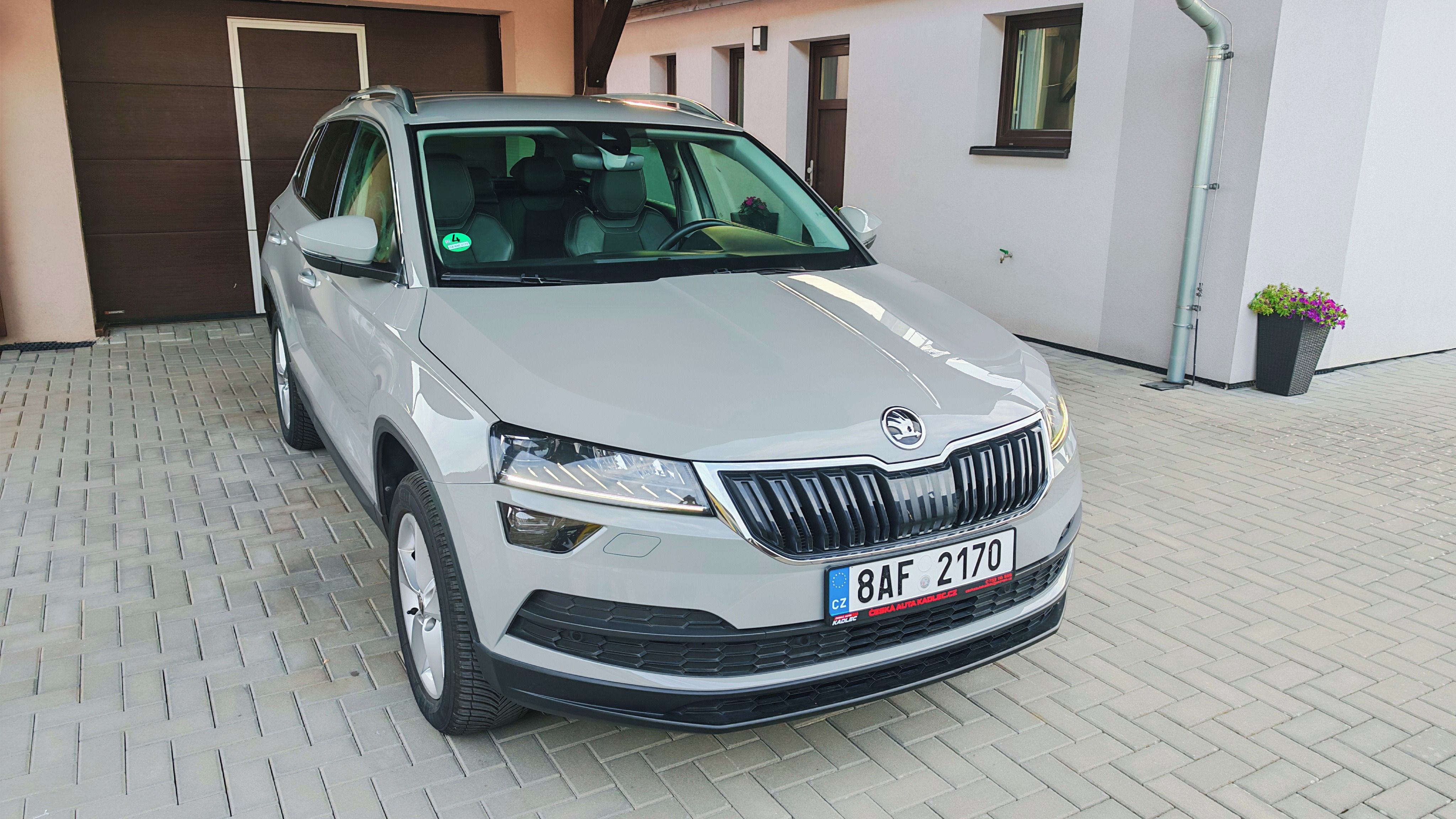 Škoda Karoq, 1.0 TSI 85kW, Style+, ČR původ - fotka 3