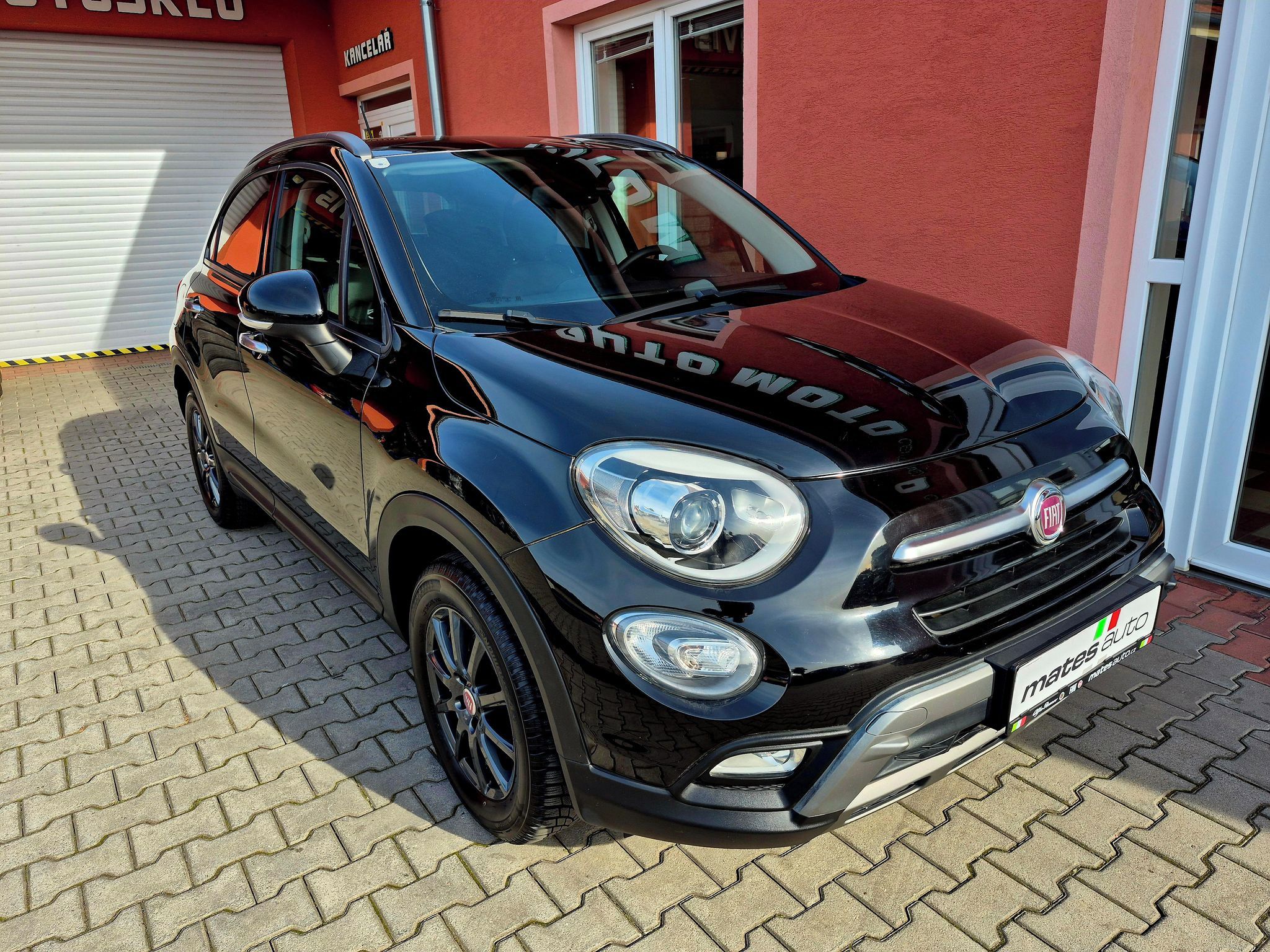 Fiat 500X, 1.4 103 kw MultiAir Cross PLUS - fotka 4