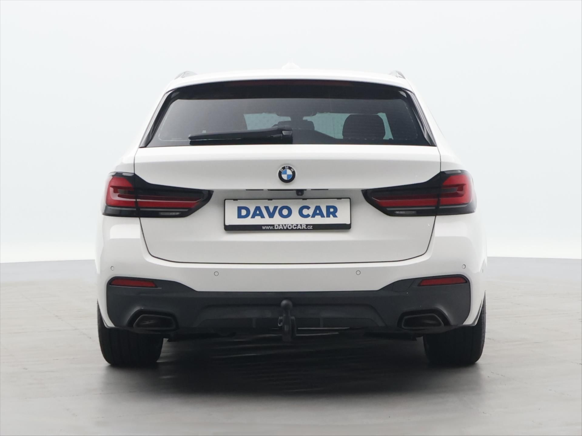 BMW Řada 5, 3.0 540d 250kW xDrive CZ DPH - fotka 6