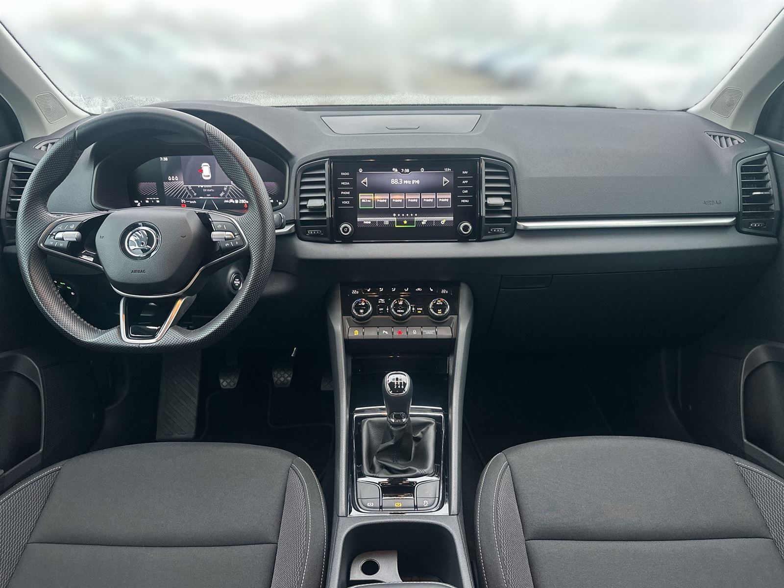 Škoda Karoq, 2.0 TDI Selection Drive - fotka 5