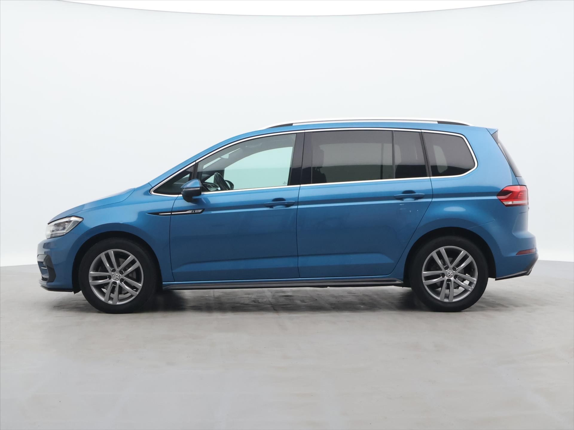 Volkswagen Touran, 2,0 TDI 110kW R-Line DSG CZ - fotka 4