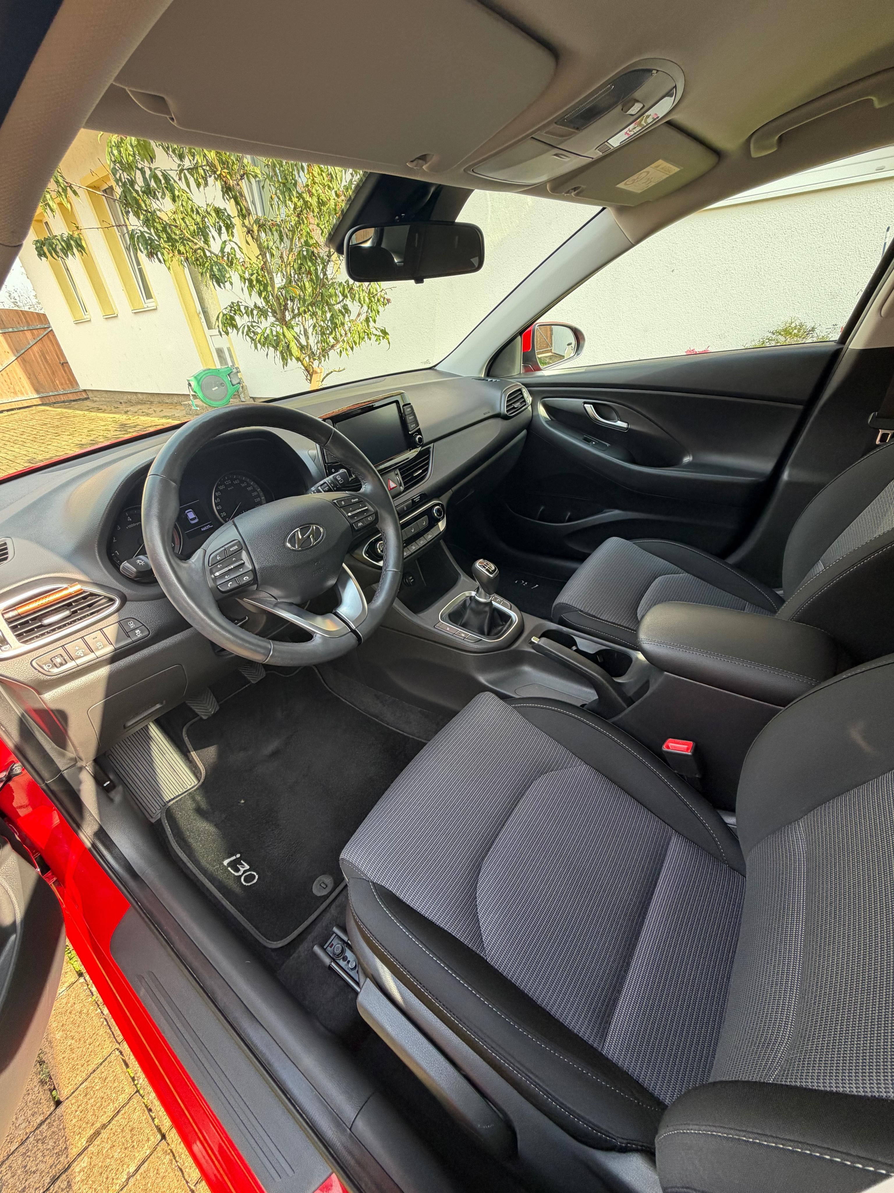 Hyundai i30, 1.5 DPI - fotka 3