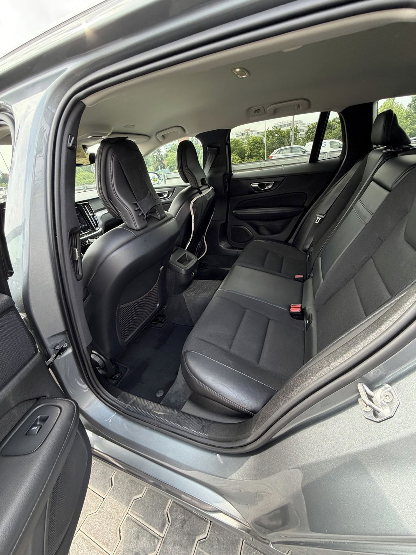 Volvo V60, 2.0 - fotka 6