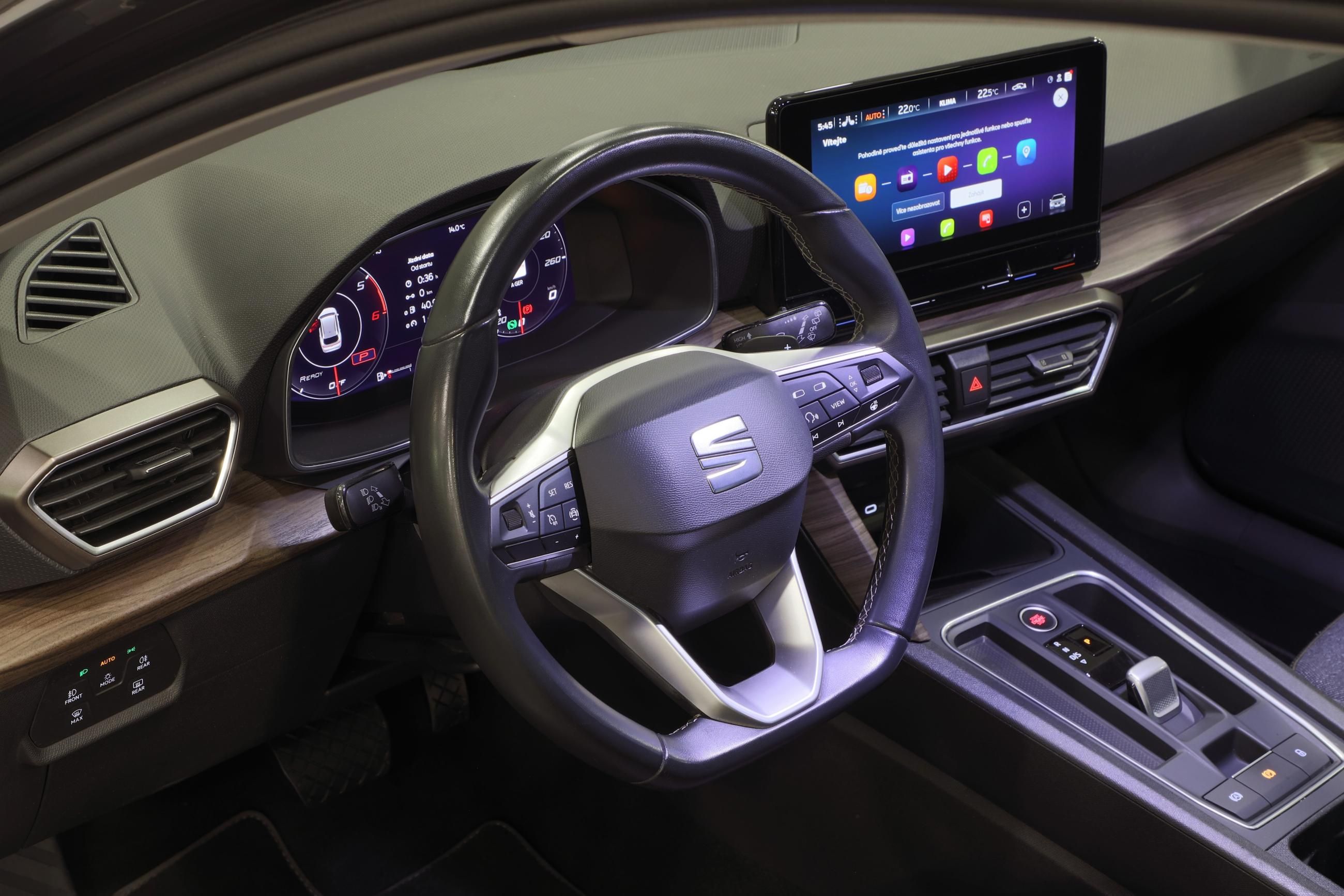 Seat Leon, Xcellence 2.0 TDI 110kW DSG - fotka 6