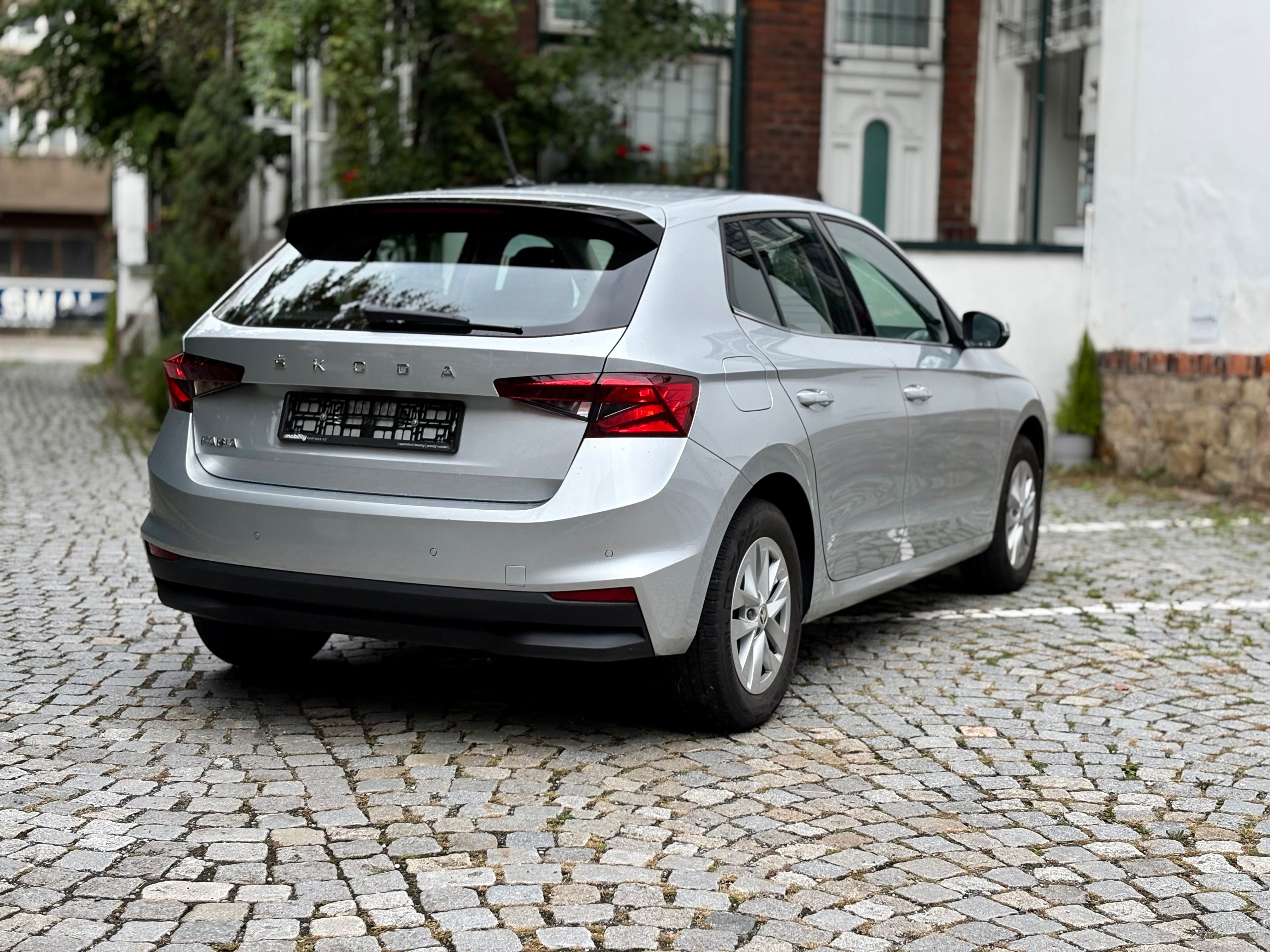 Škoda Fabia, STYLE, 1.0 TSI, 2023, v záruce - fotka 4
