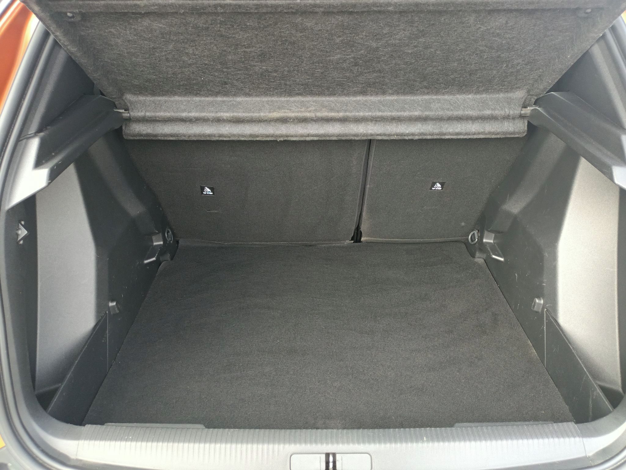 Peugeot 2008, Active PureTech 100 S&S MAN6 - fotka 6