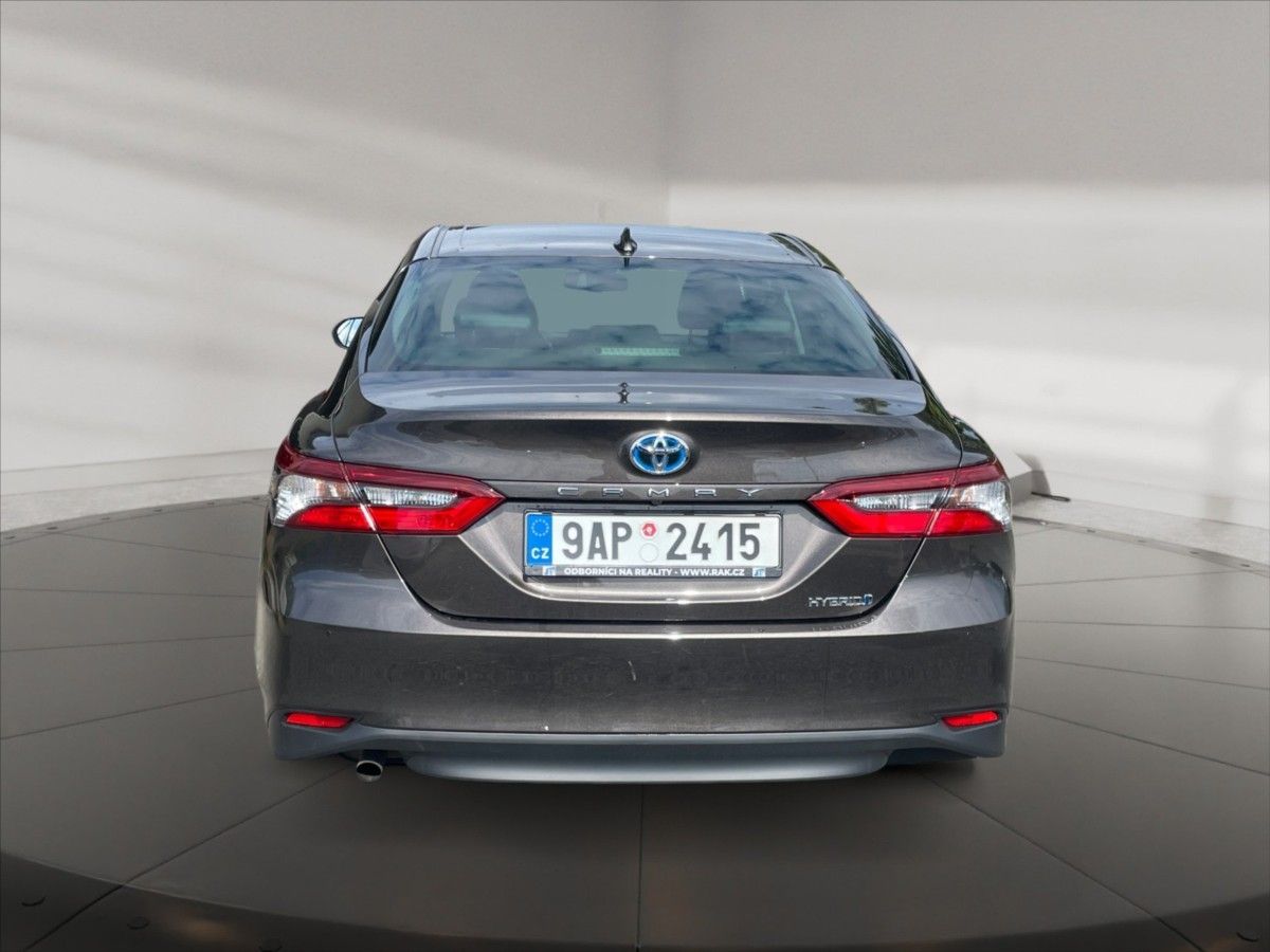 Toyota Camry, 2,5 Hybrid Prestige AT - fotka 5