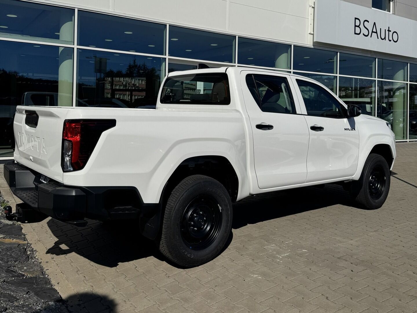 Toyota Hilux, 2.8L Diesel 4x4 MHEV 48V AT6 - fotka 5