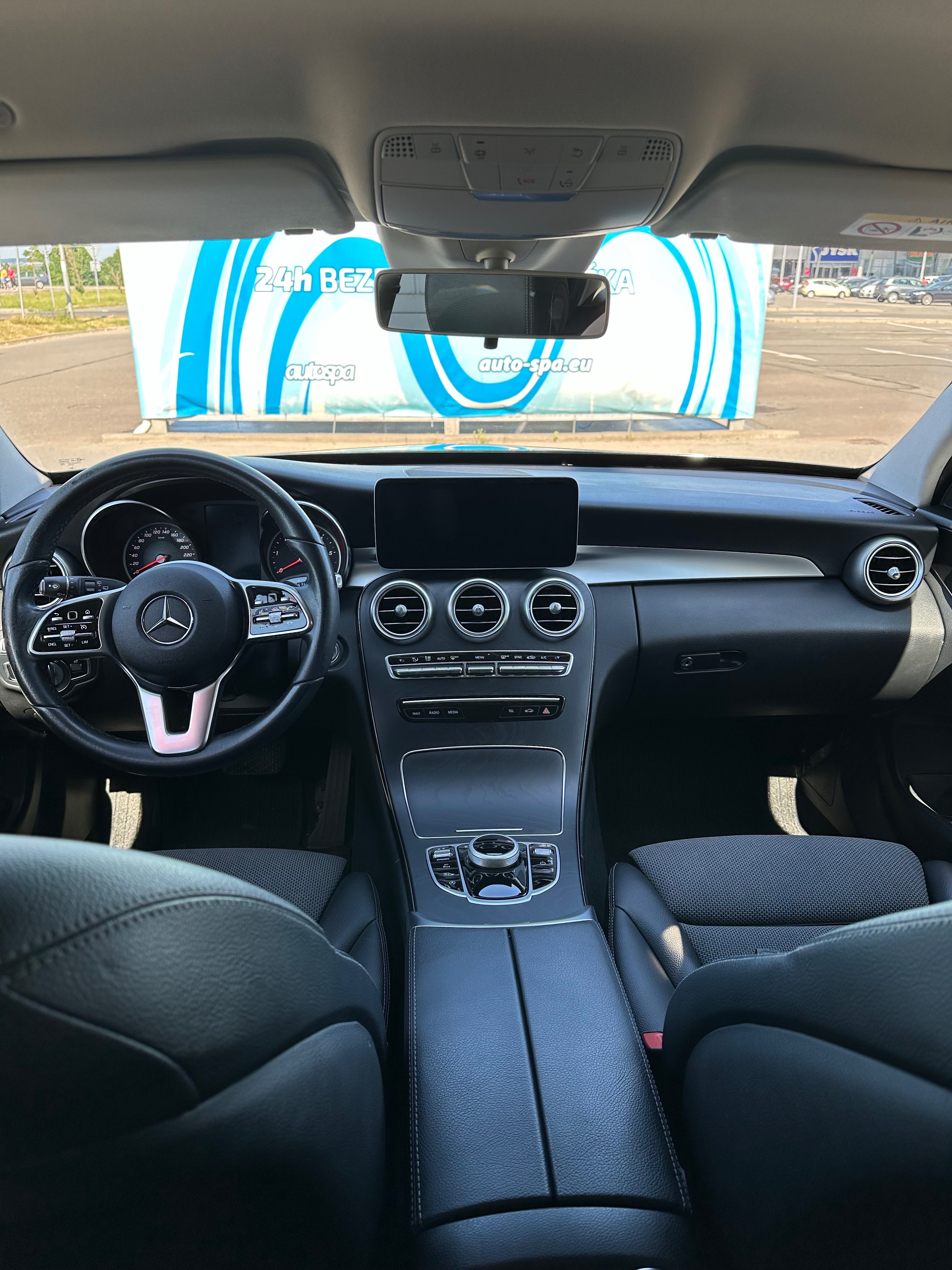 Mercedes-Benz Třídy C - fotka 5