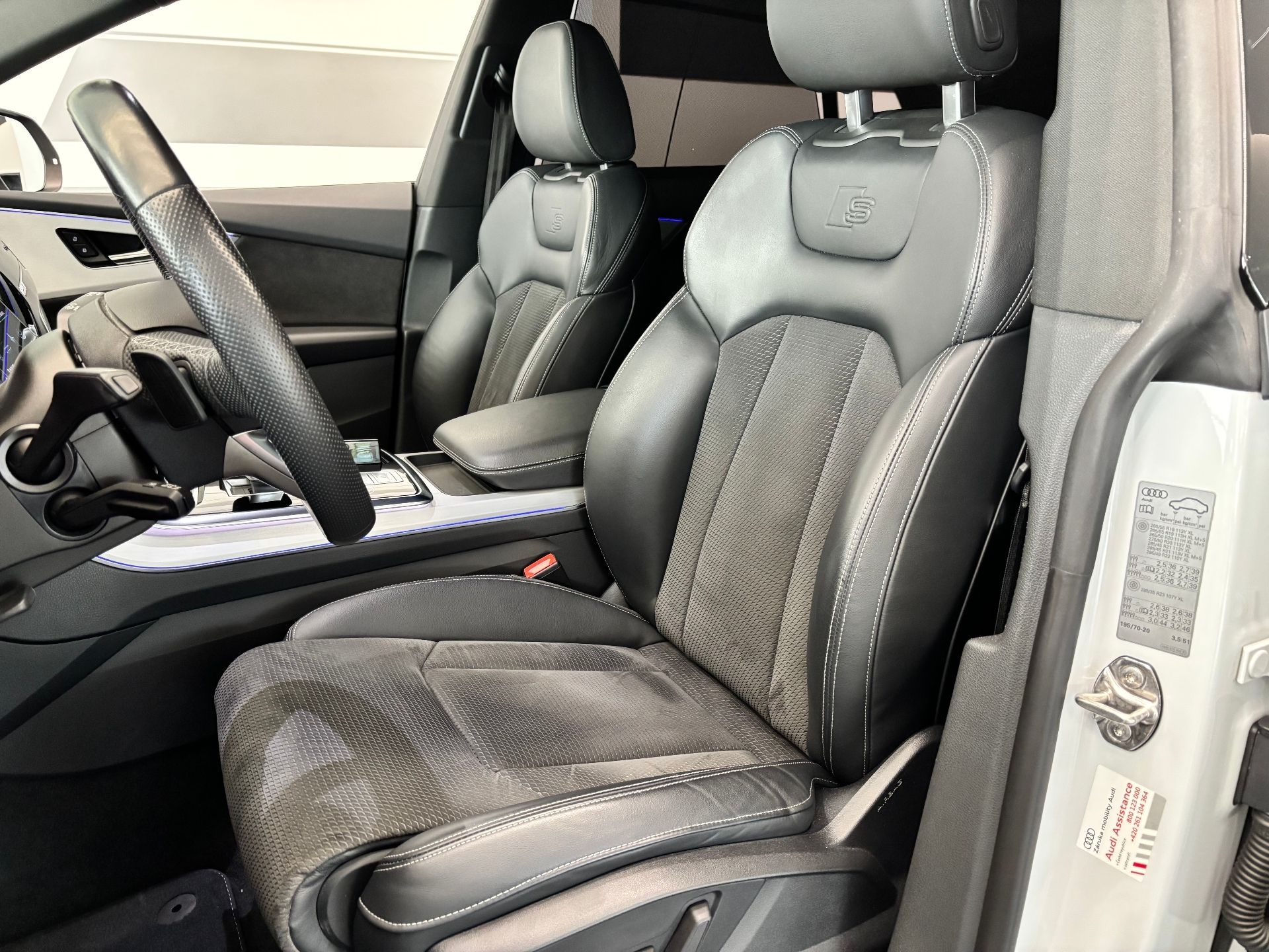 Audi Q8, 50 TDI quattro (210kW/286k) Ti - fotka 6