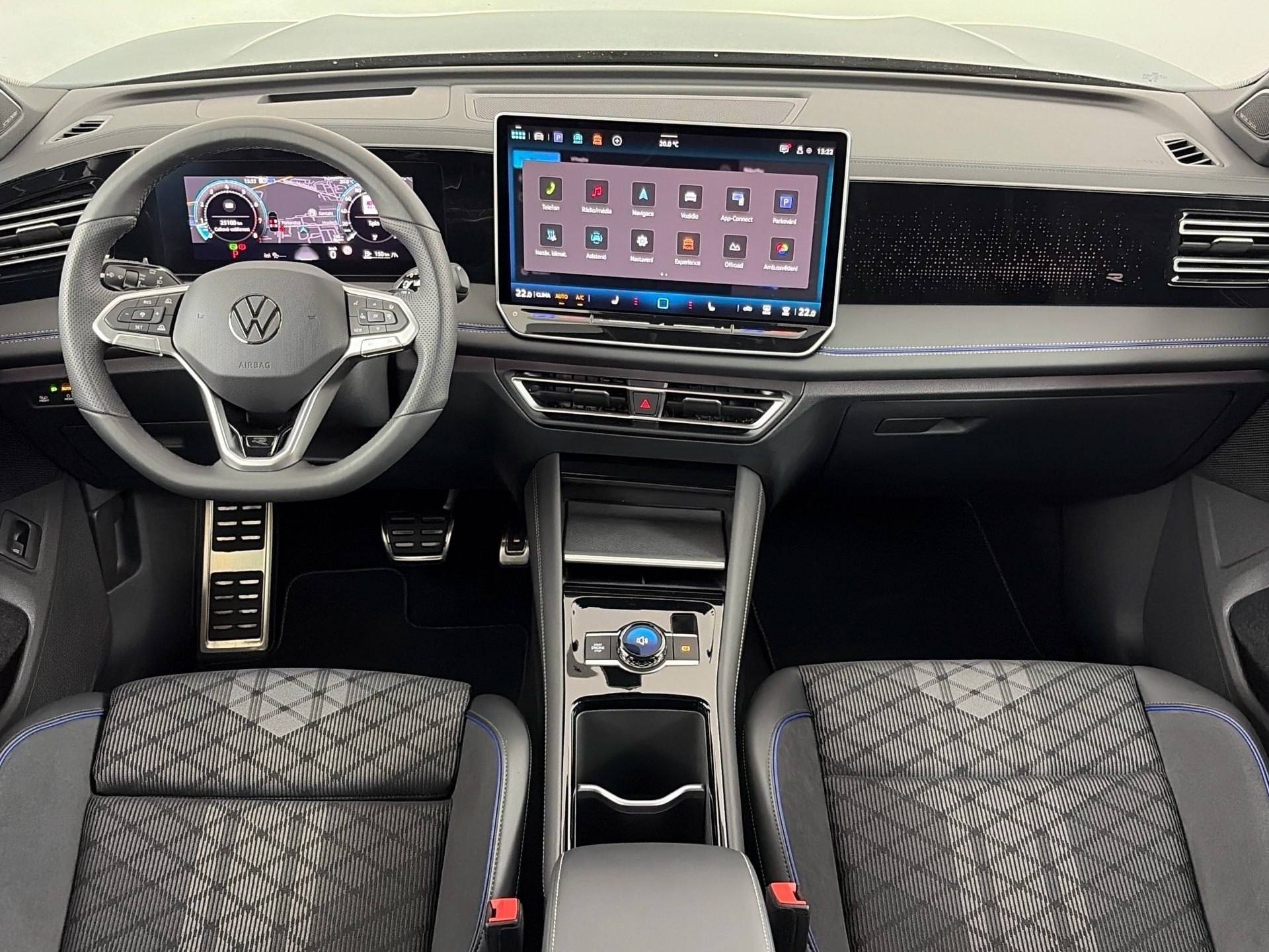 Volkswagen Tiguan, R-Line 2.0 TSI 195kW 4Motion D - fotka 5